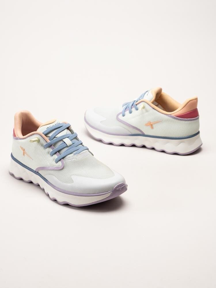 Tamaris - Ljusgröna sportiga sneakers i textil