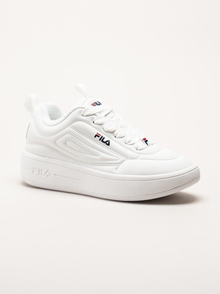 FILA - Superbubble Wmn - Vita sneakers i skinnimitation