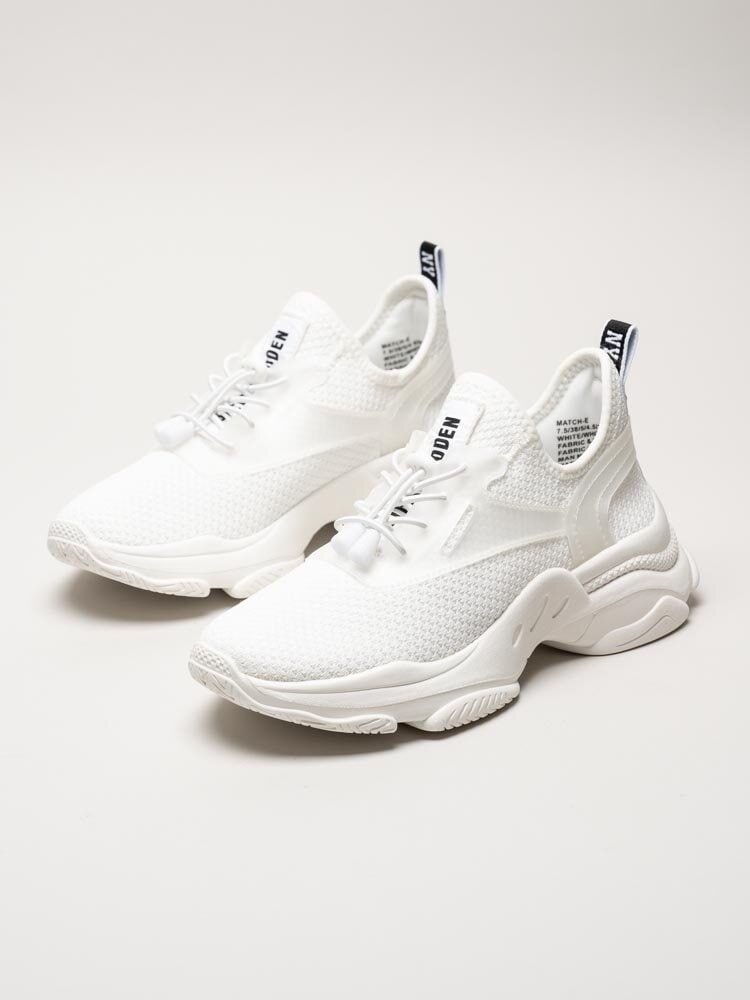 Steve Madden - Match-E - Vita chunky sneakers i textil