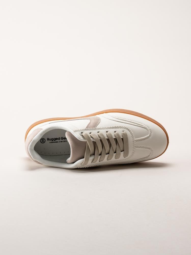 Rugged Gear - Vita retro sneakers i skinnimitation