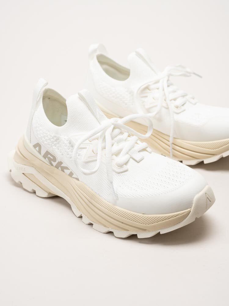 ARKK Copenhagen - Waste Zero Bright White - Vita slip on sneakers i textil