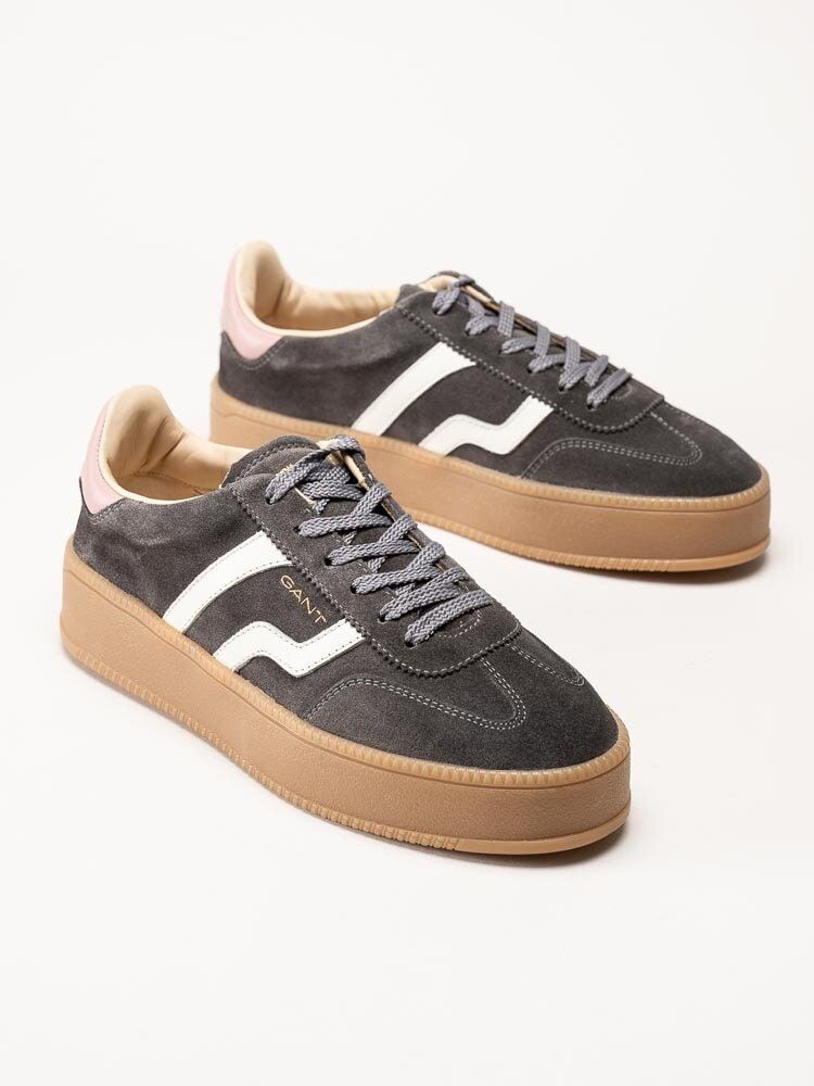 Gant Footwear - Cuzmani - Grå retro platåsneakers i mocka