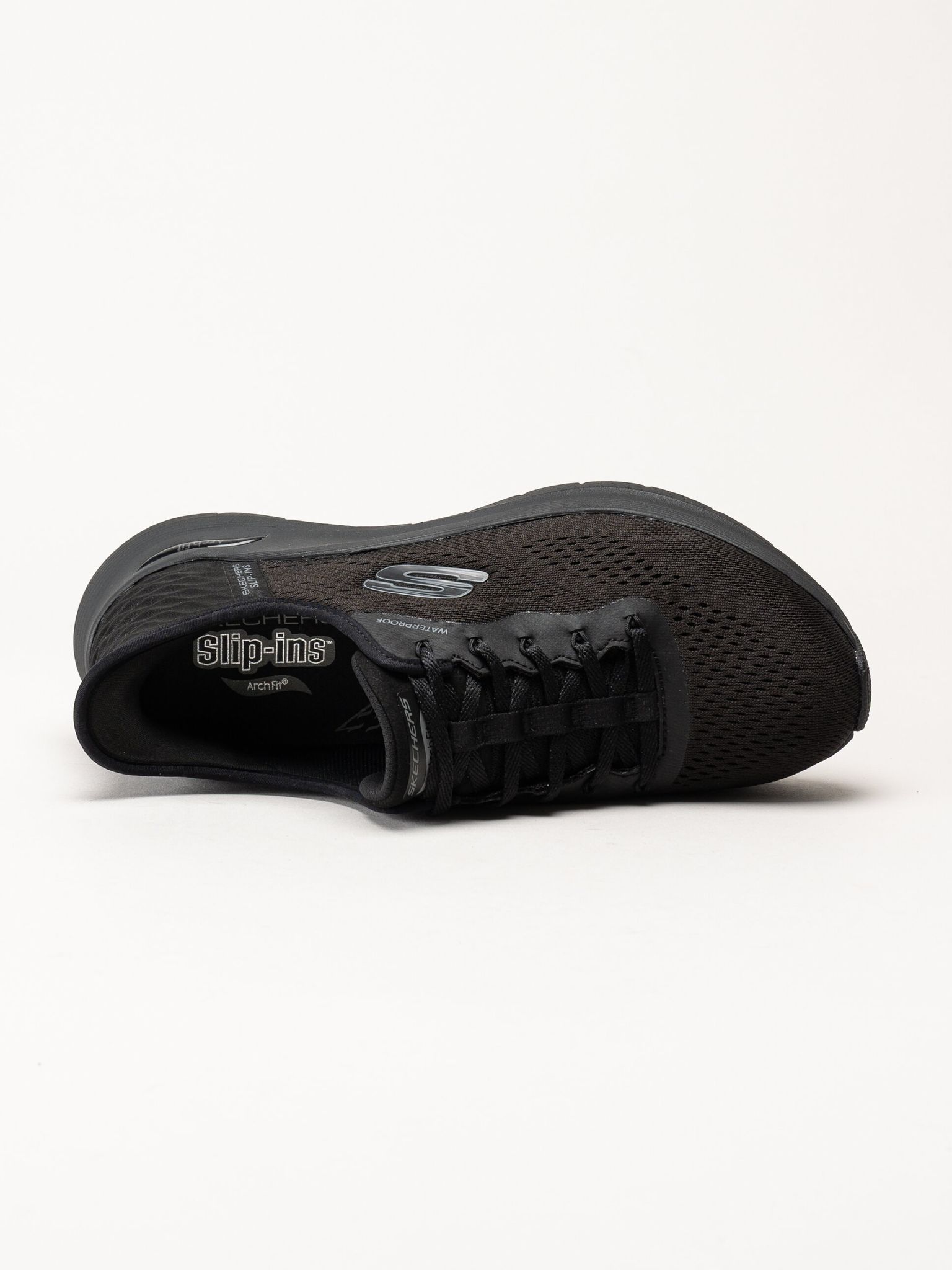Skechers - Arch Fit 2.0 - Morning Mist - Svarta vattentäta slip-ins sportskor