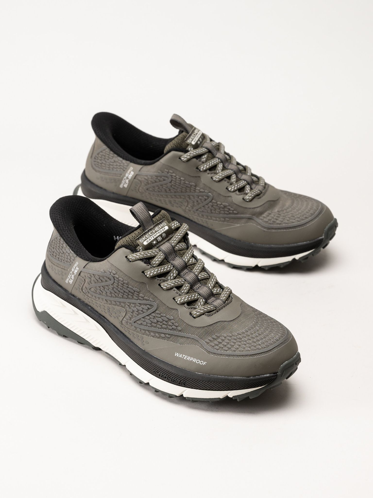 Skechers - Slip-Ins Switch Back - Mist - Olivgröna vattentäta sportskor