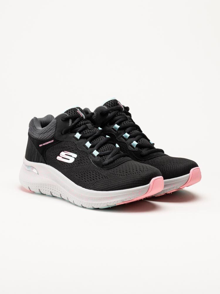 Skechers - Arch Fit 2.0 - Svarta vattentäta sportskor