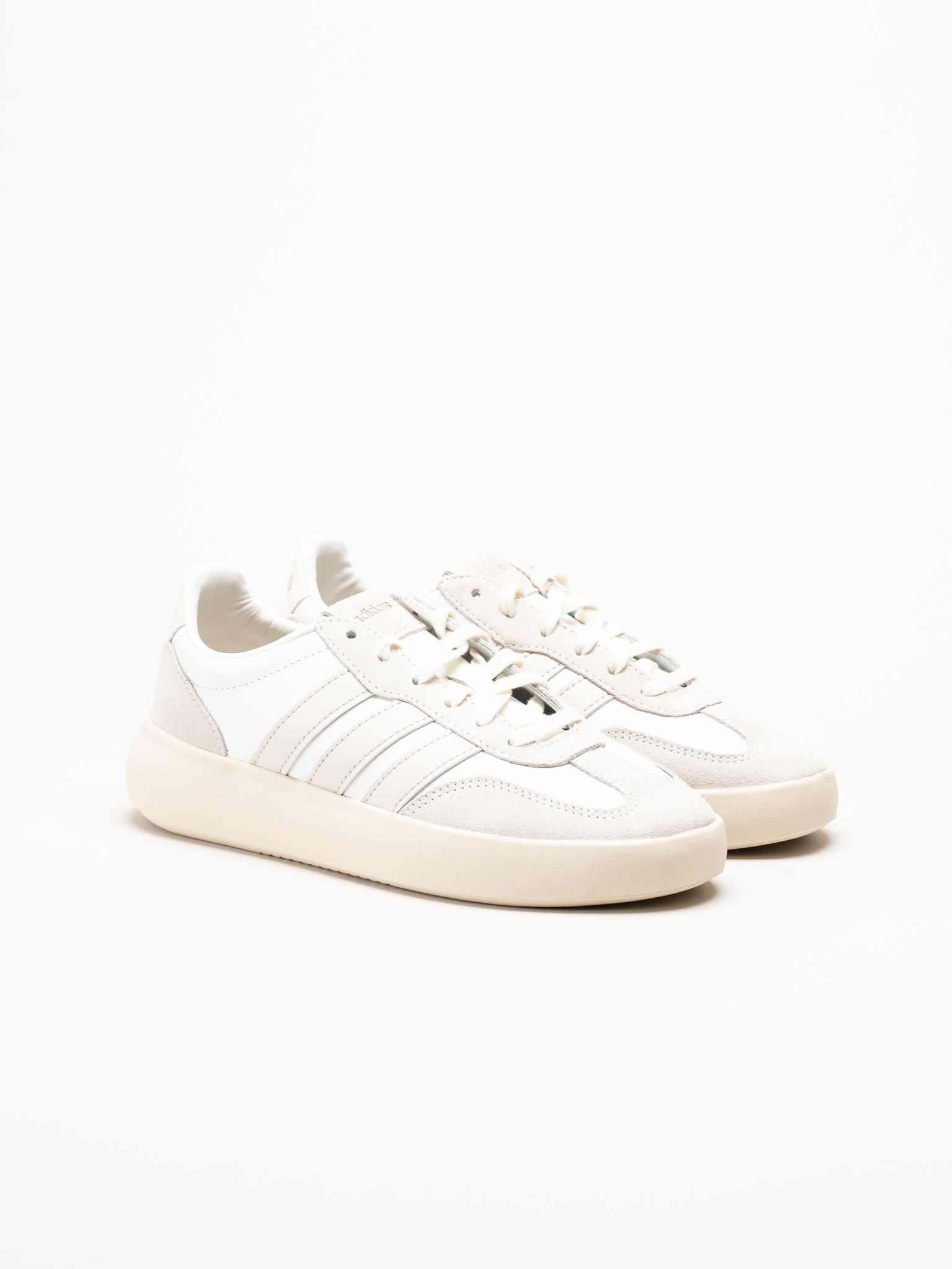 Adidas - Barreda Decode Lux - Beige sneakers i skinn och mocka