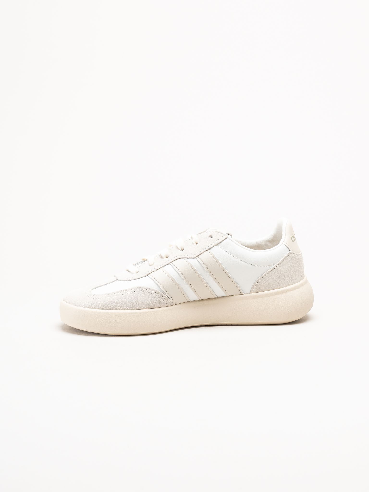 Adidas - Barreda Decode Lux - Beige sneakers i skinn och mocka