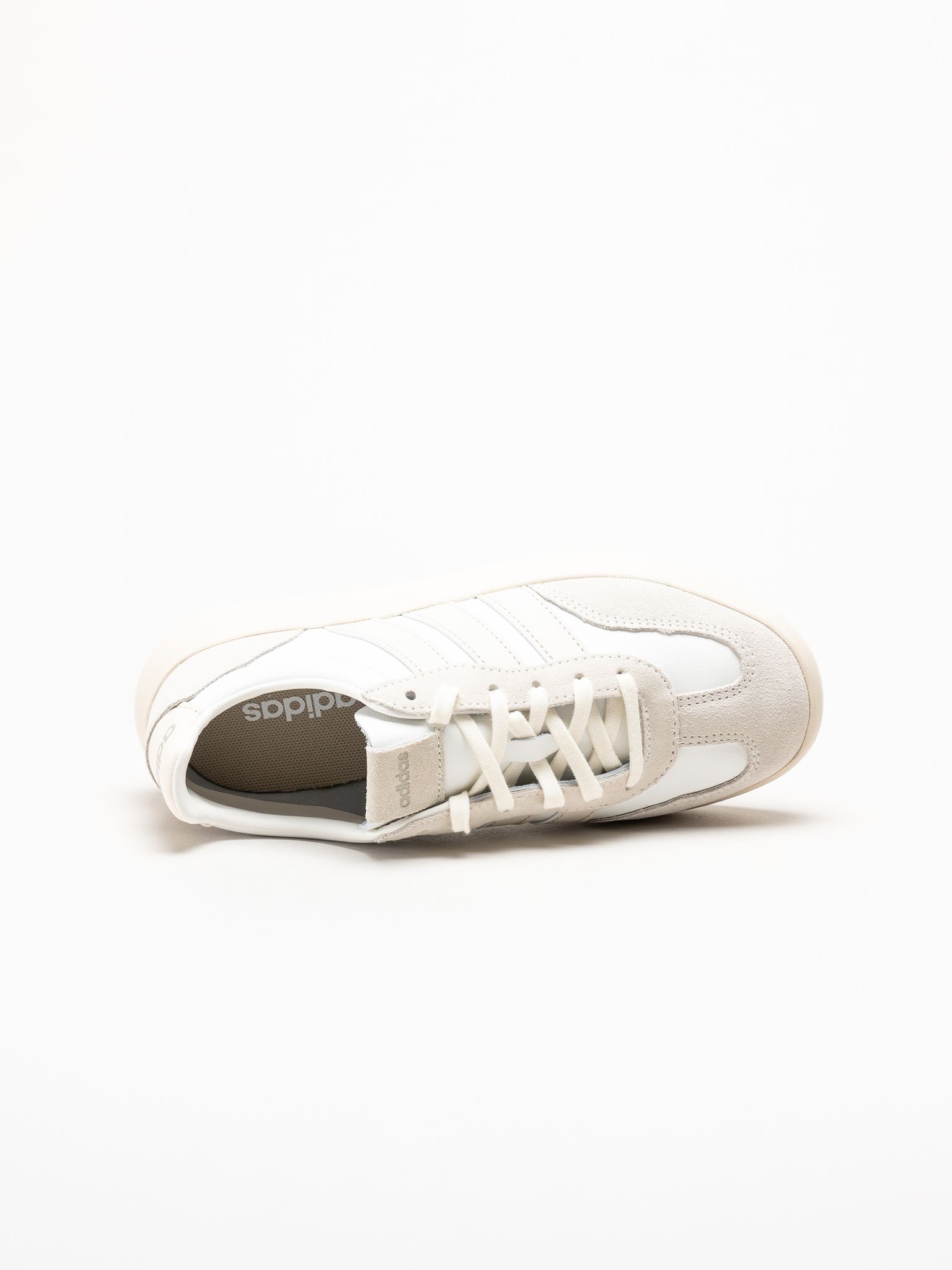 Adidas - Barreda Decode Lux - Beige sneakers i skinn och mocka
