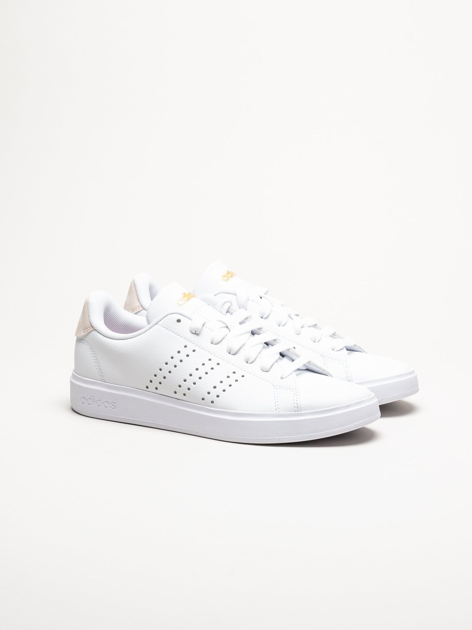 Adidas - Advantage 2.0 - Vita sneakers i skinnimitation