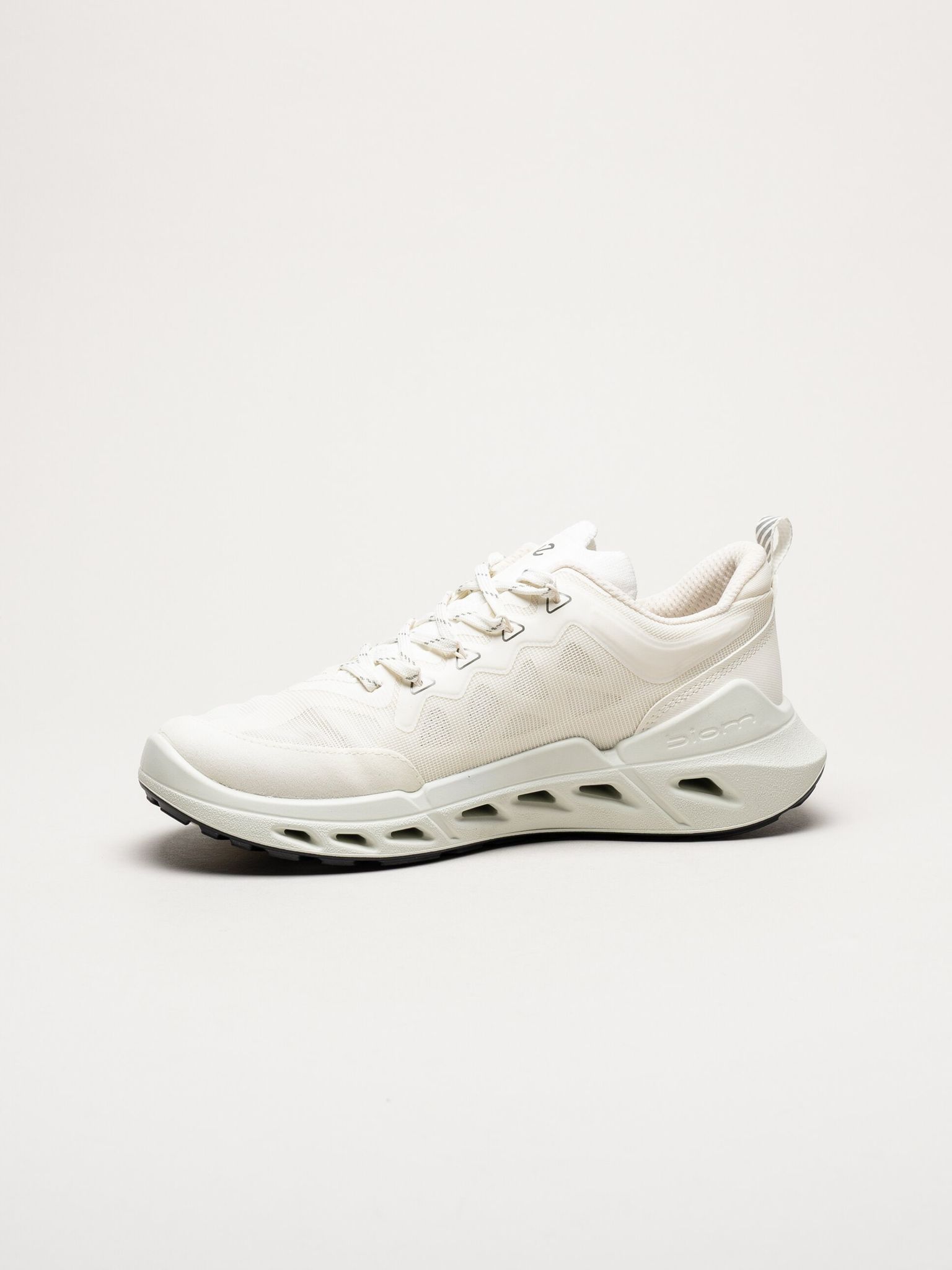 Ecco - Biom 720 Breathru - Vita sneakers i mesh