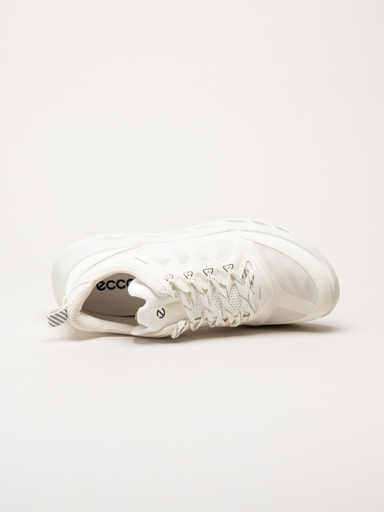 Ecco - Biom 720 Breathru - Vita sneakers i mesh