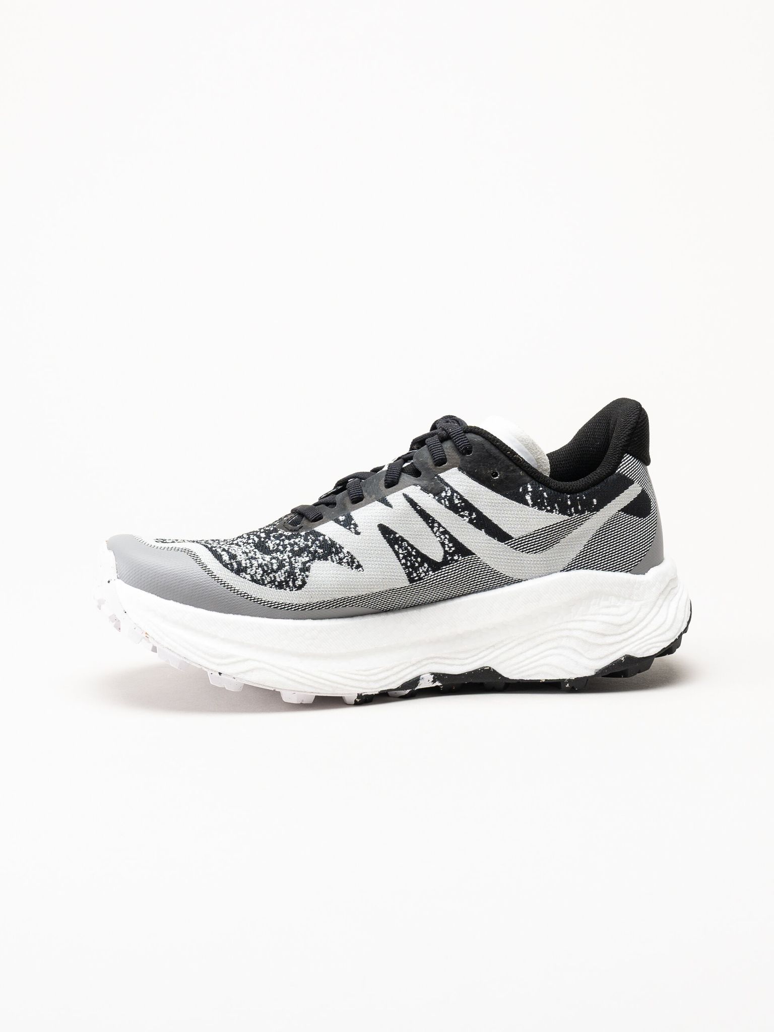 Icebug - Järv RB9X - Svartvita sneakers i textil