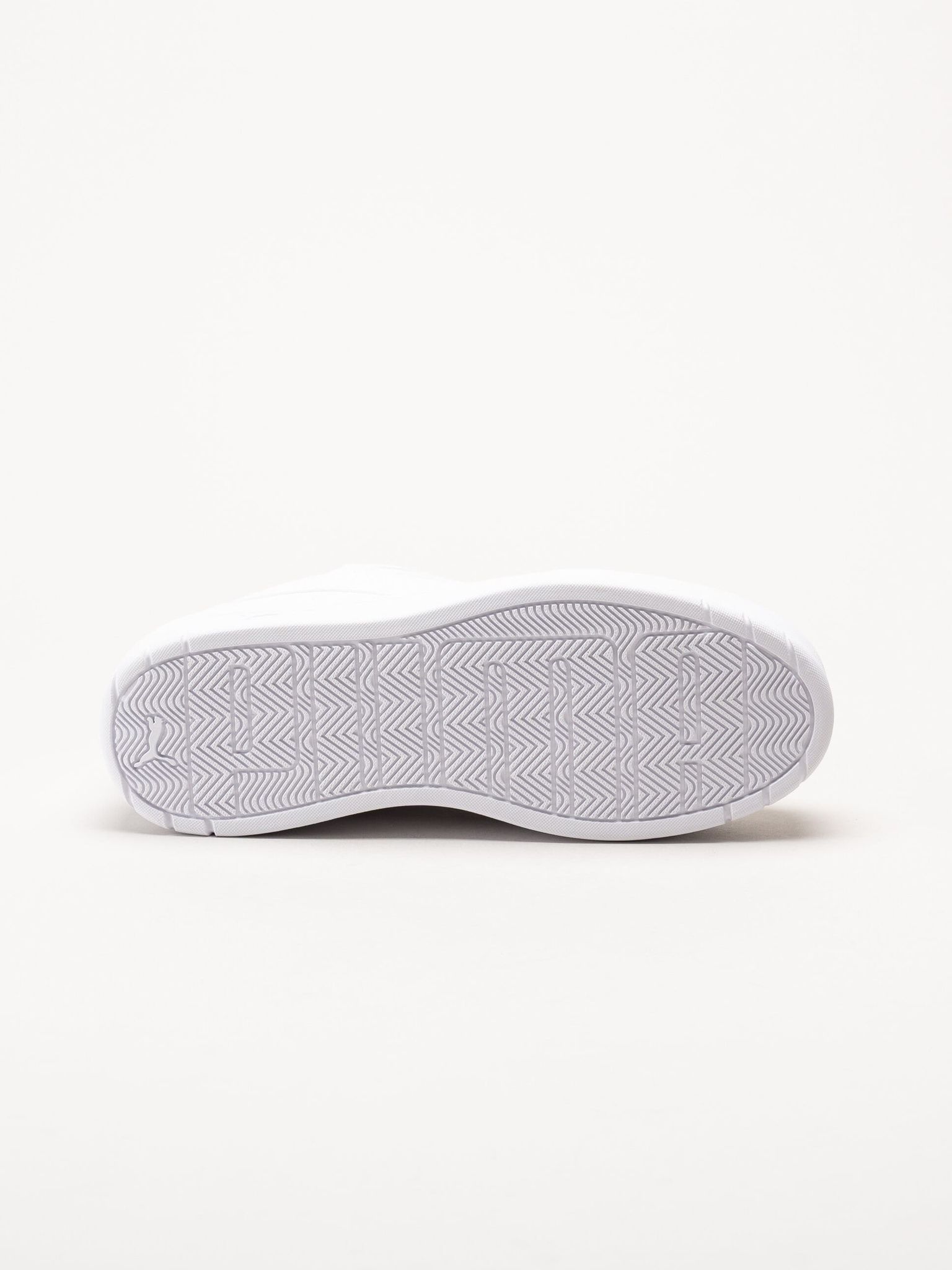 Puma - Court Lally Skye - Vita platåsneakers
