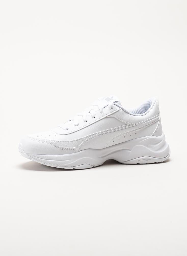Puma - Cilia Mode - Vita sneakers i skinnimitation