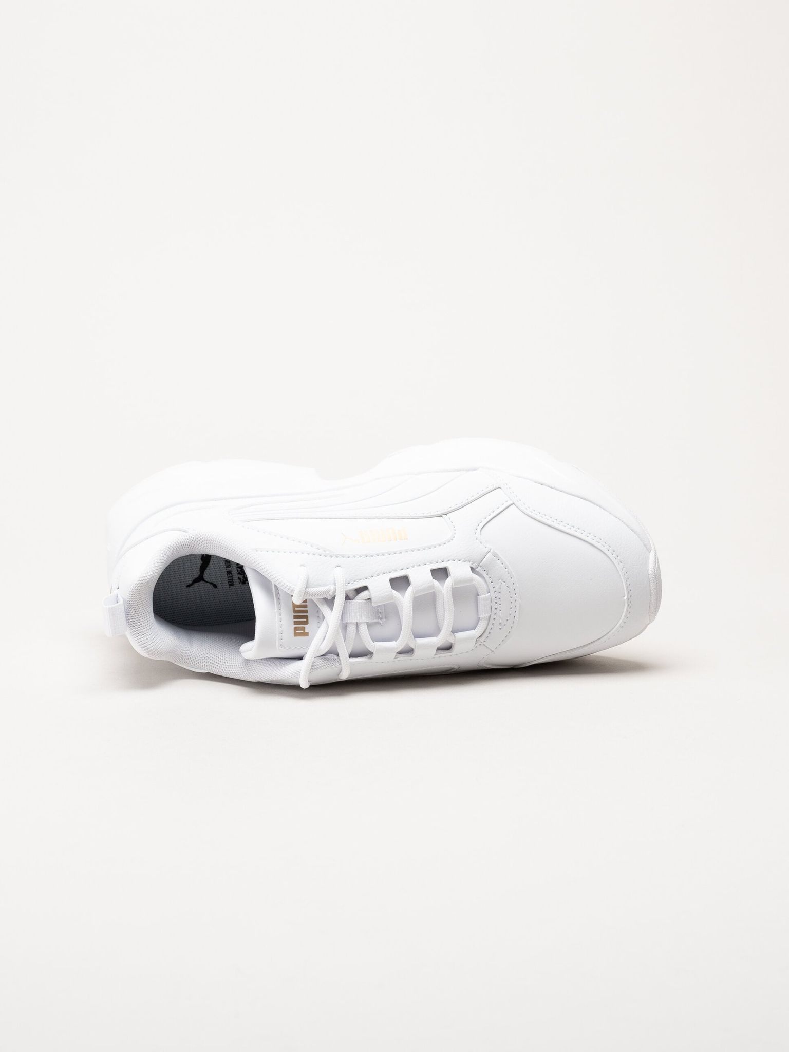 Puma - Cassia 2.0 - Vita sneakers i skinnimitation