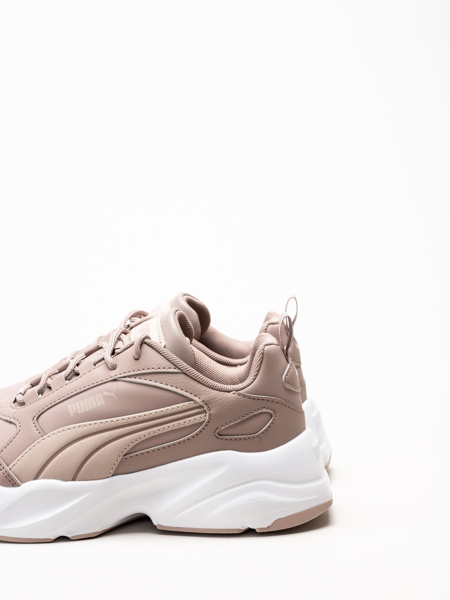 Puma - Cassia 2.0 - Rosa sneakers i skinnimitation