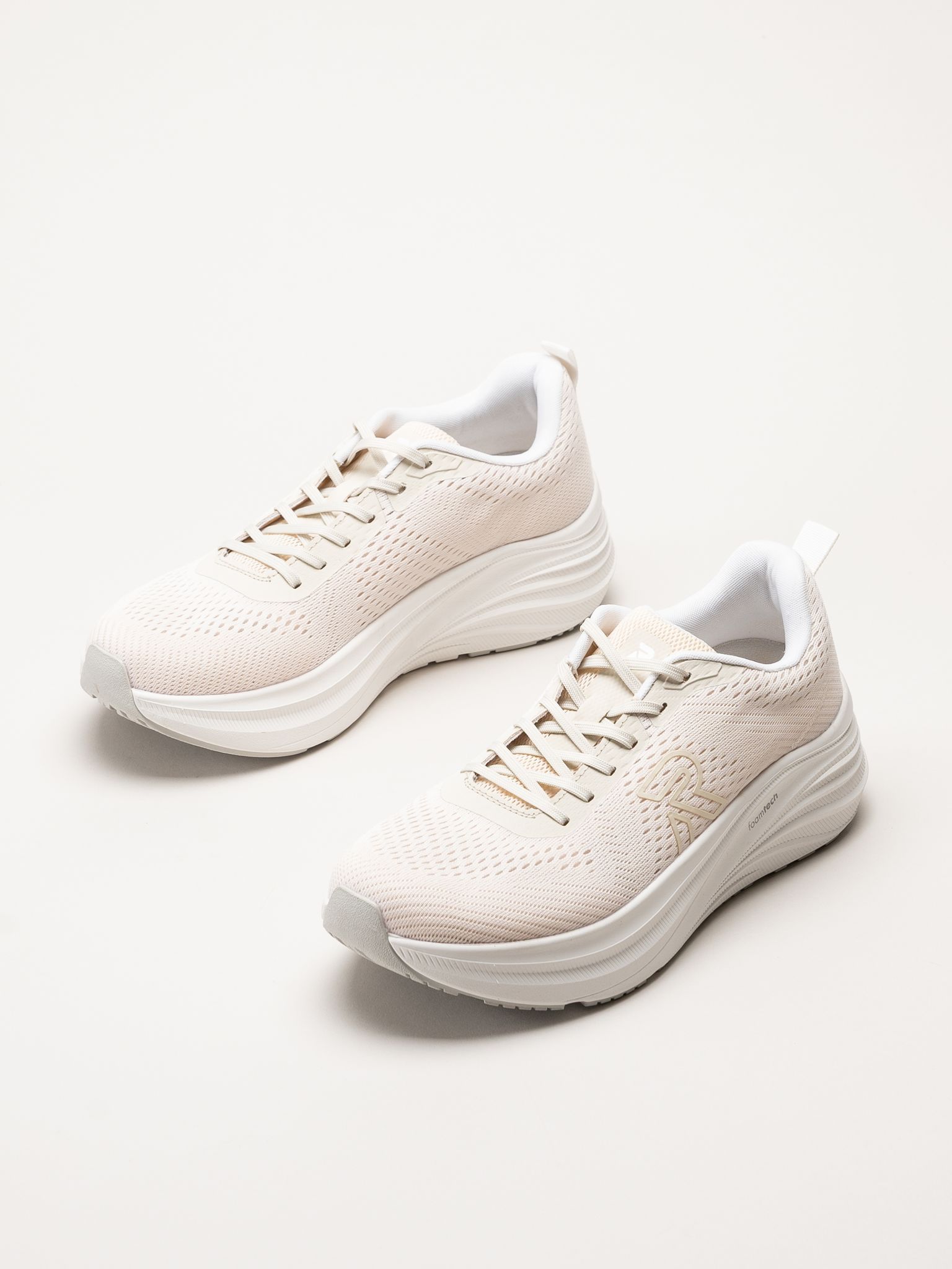 Rieker - Beige sportskor i mesh