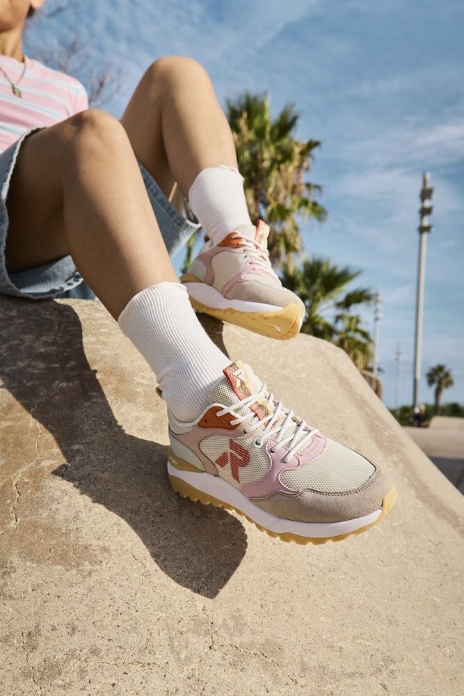 Rieker - Beige sneakers i mocka och mesh