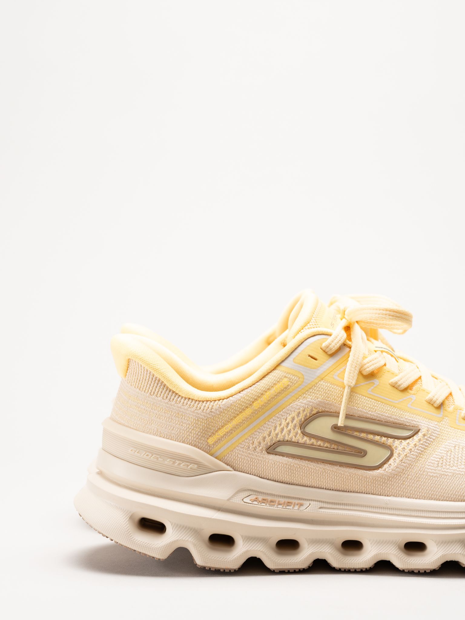 Skechers - Go Run Arch Fit - Gula slip ins sneakers