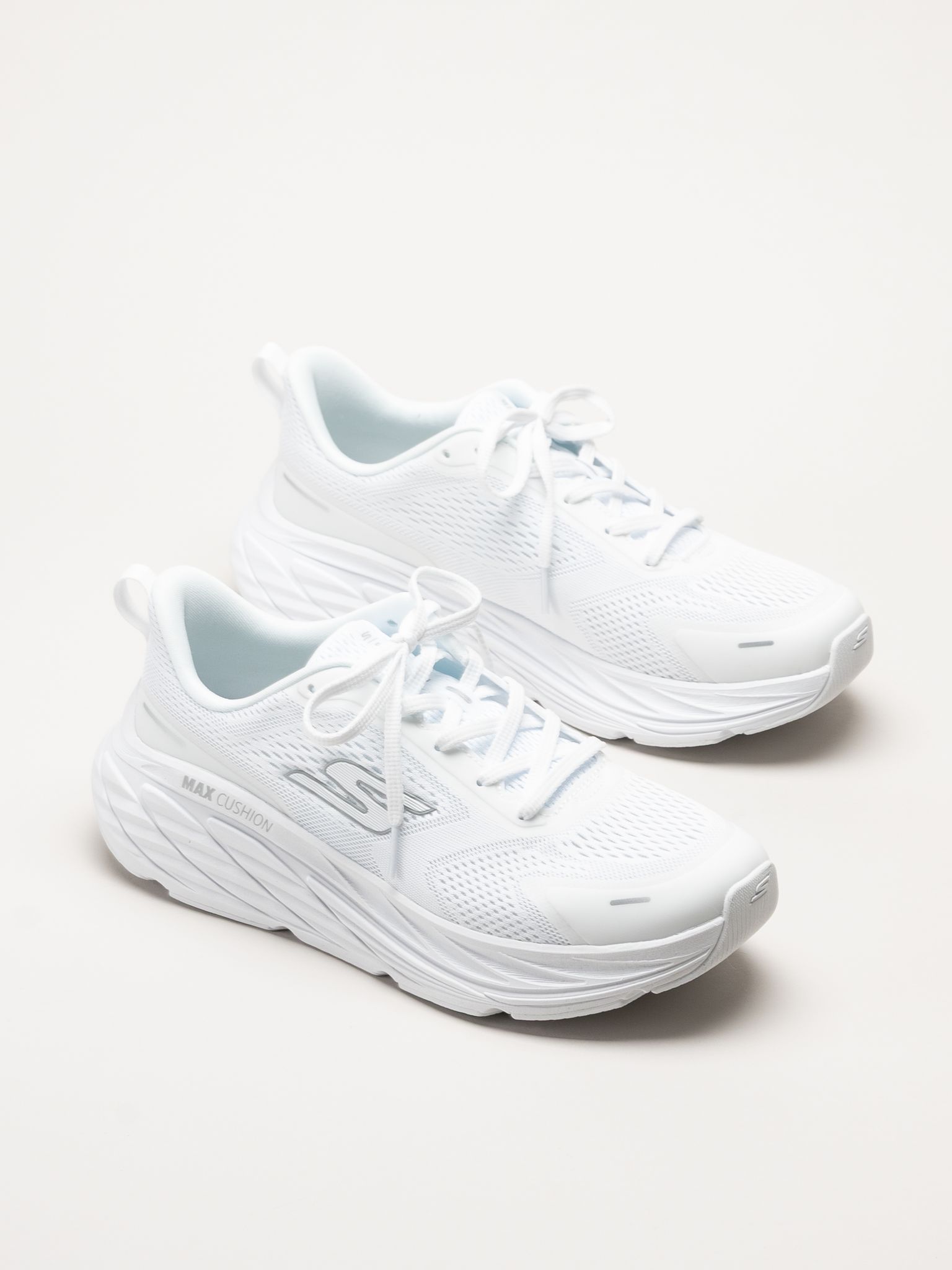 Skechers - Max Cushioning Elite 3 - Vita sportskor i mesh