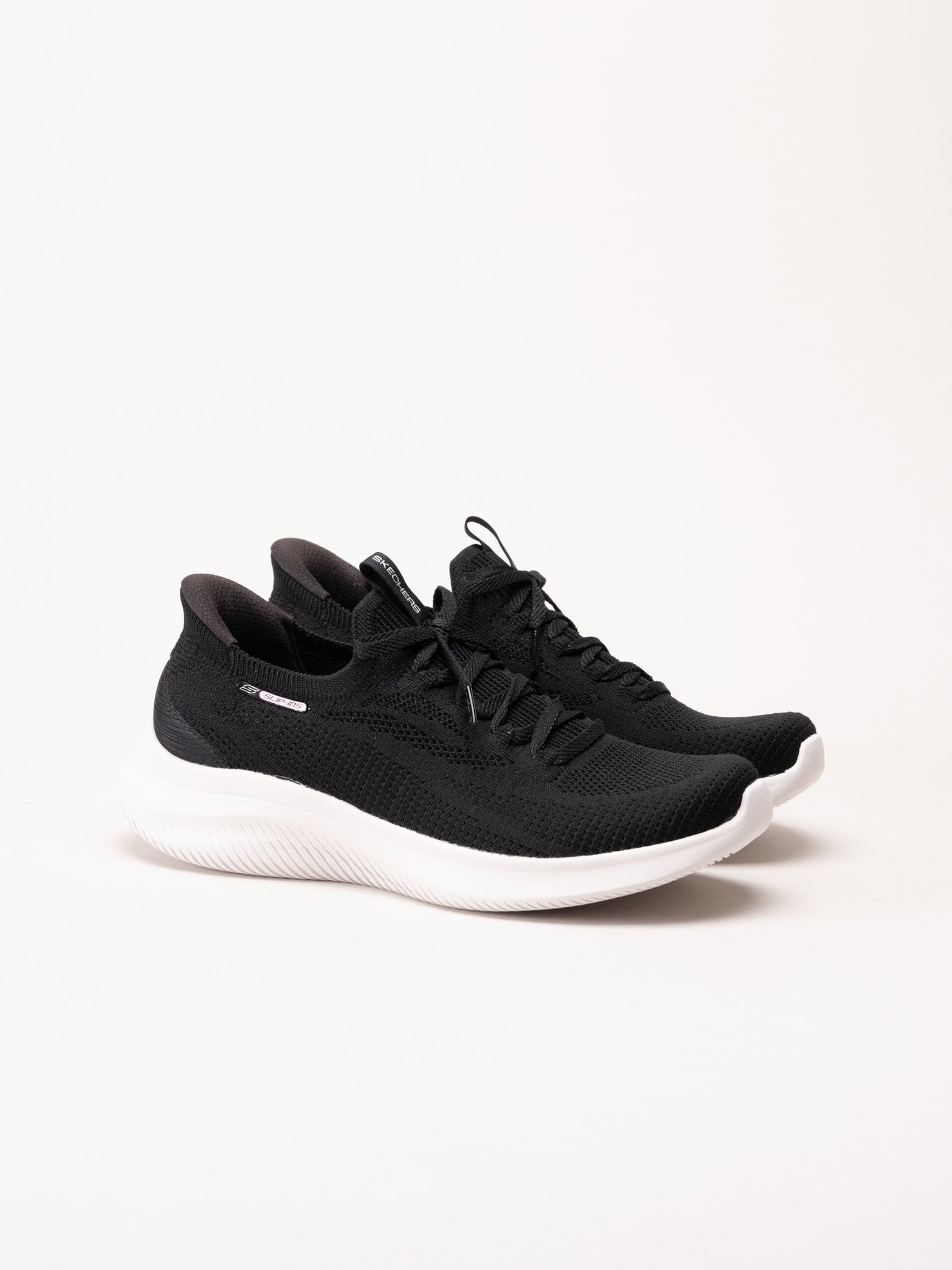 Skechers - Ultra Flex 4.0 - Svarta slip ins sneakers