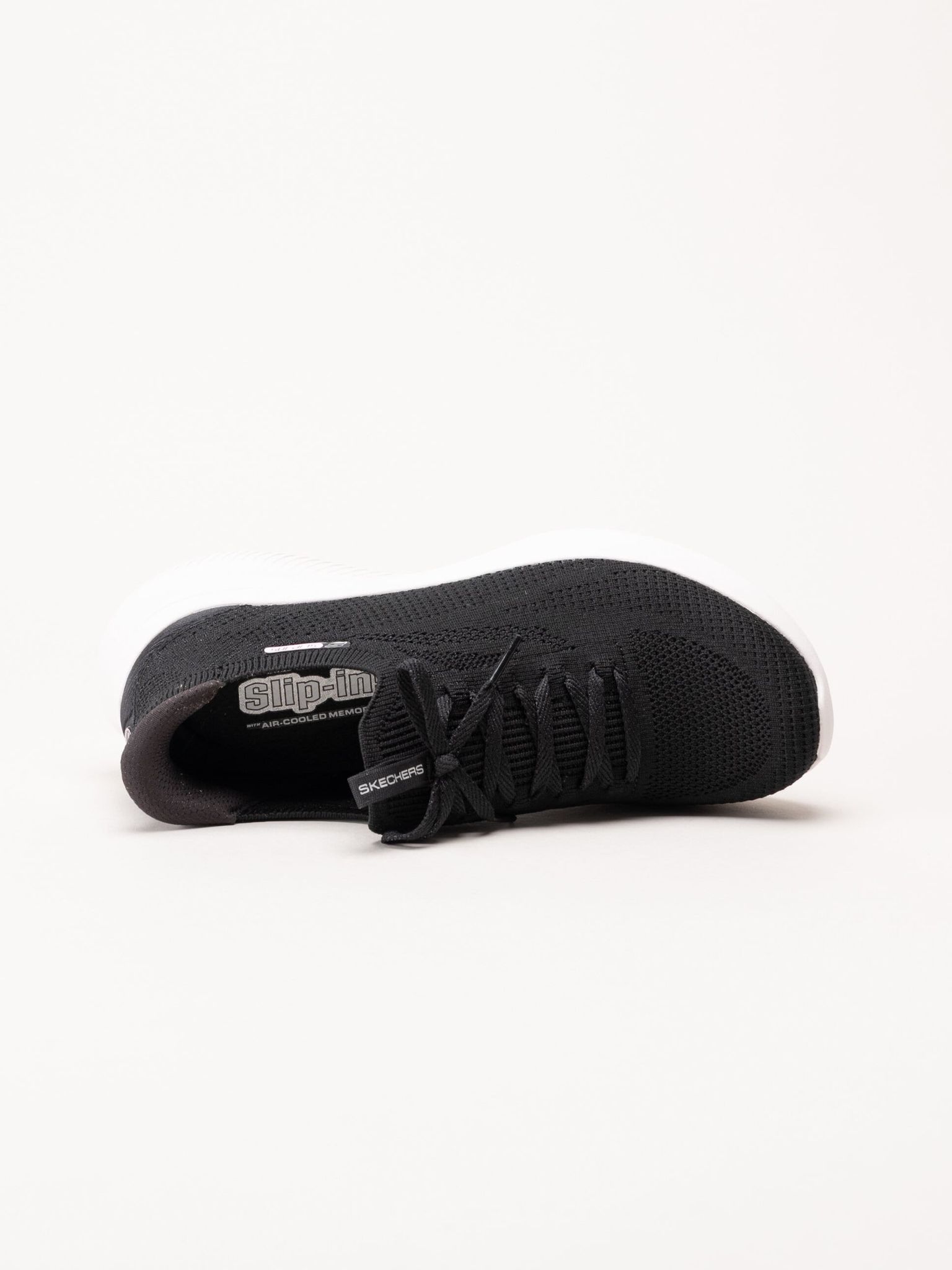 Skechers - Ultra Flex 4.0 - Svarta slip ins sneakers
