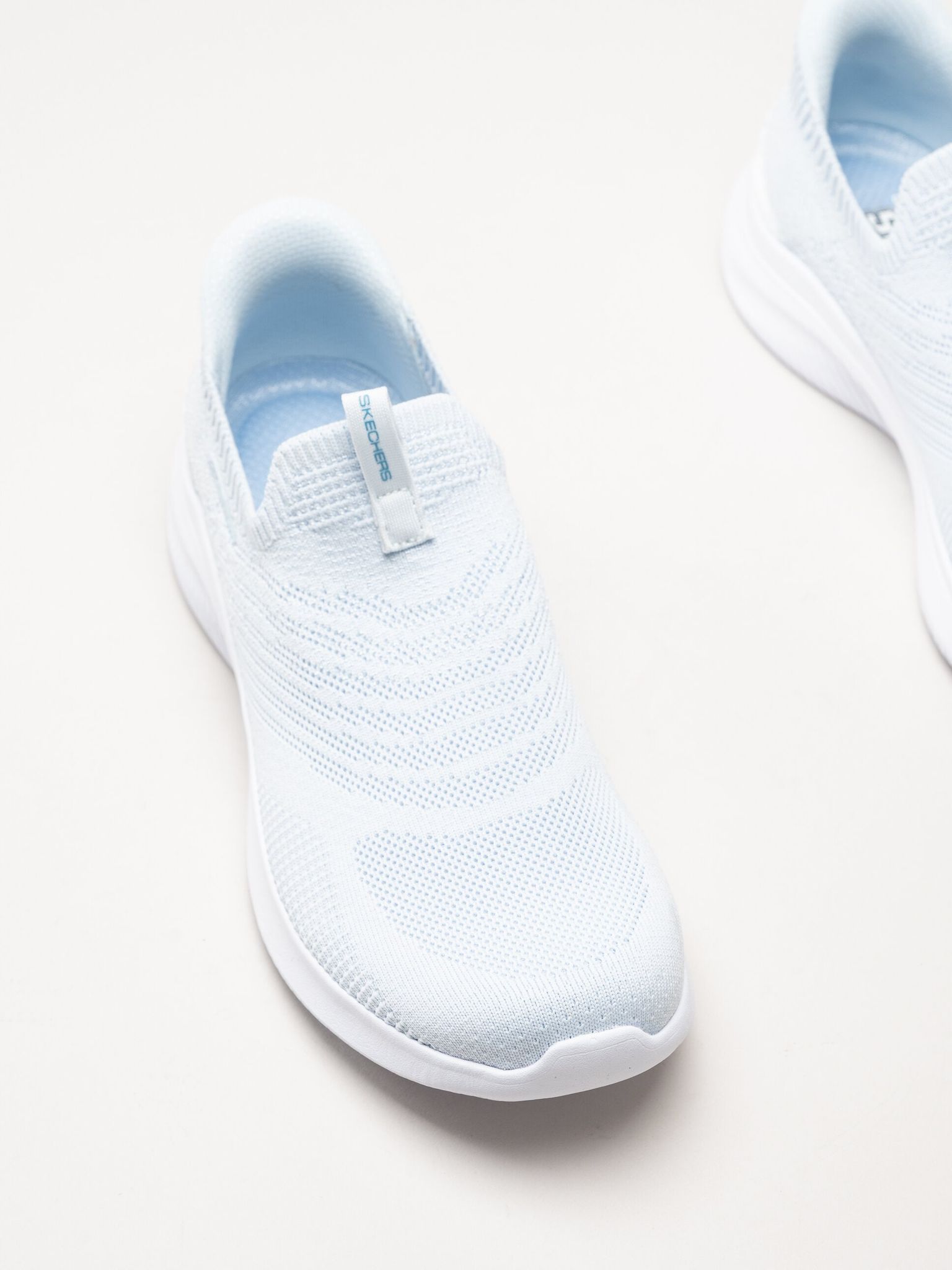 Skechers - Ultra Flex 4.0 - Ljusblå slip-ins sneakers