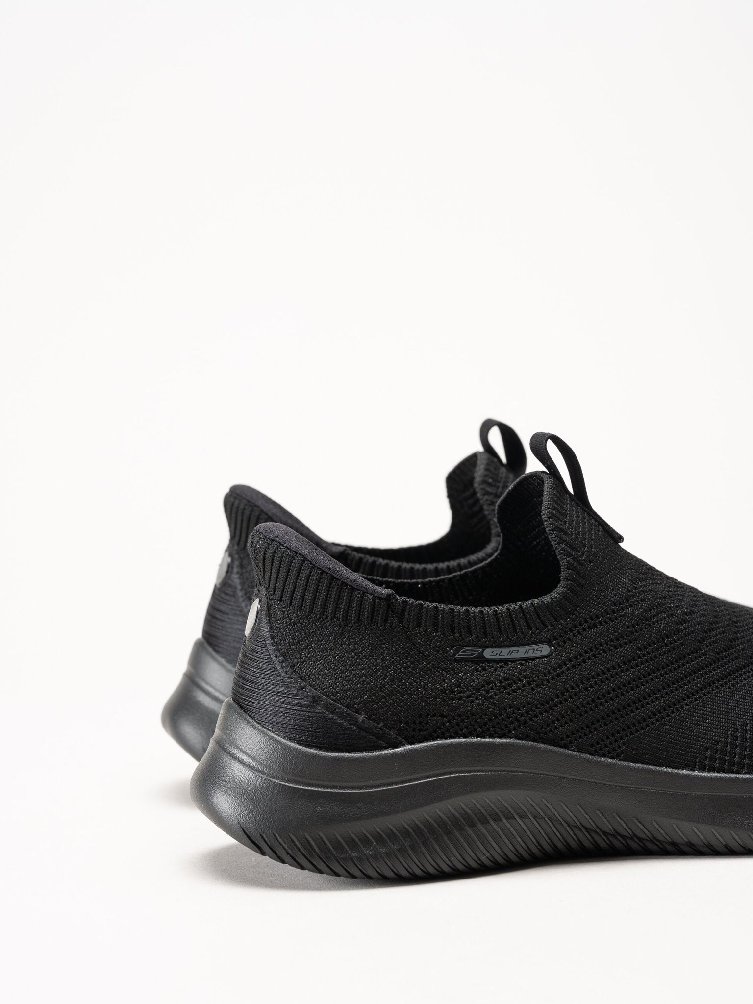 Skechers - Ultra Flex 4.0 - Svarta slip-ins sneakers