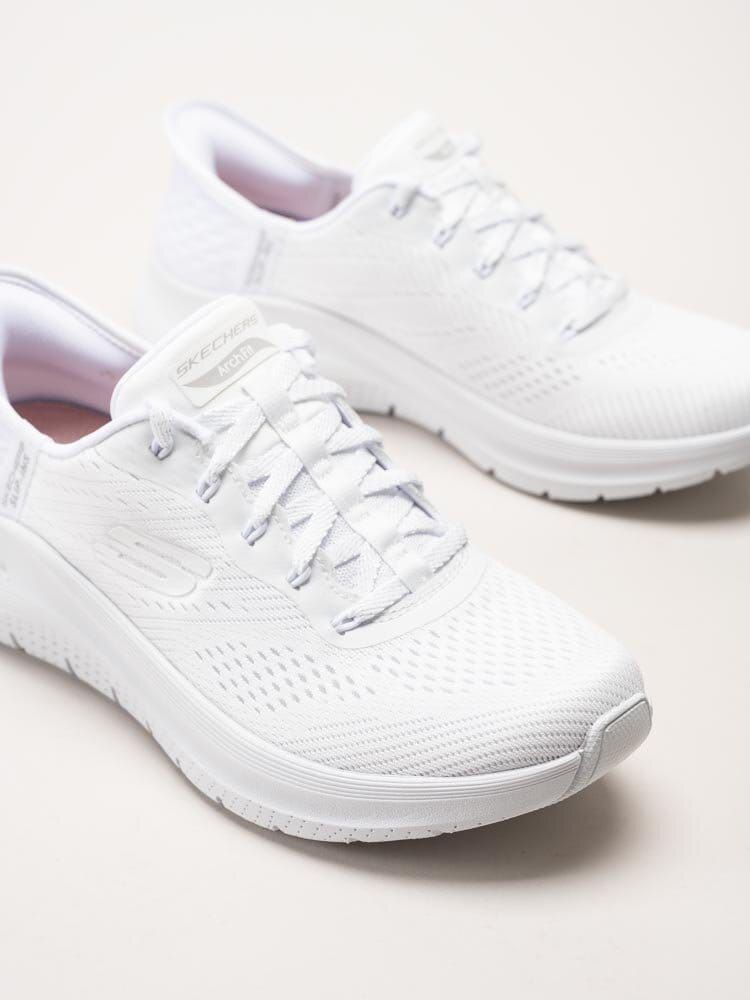 Skechers - Arch Fit 2.0 - Vita slip-ins sneakers i mesh