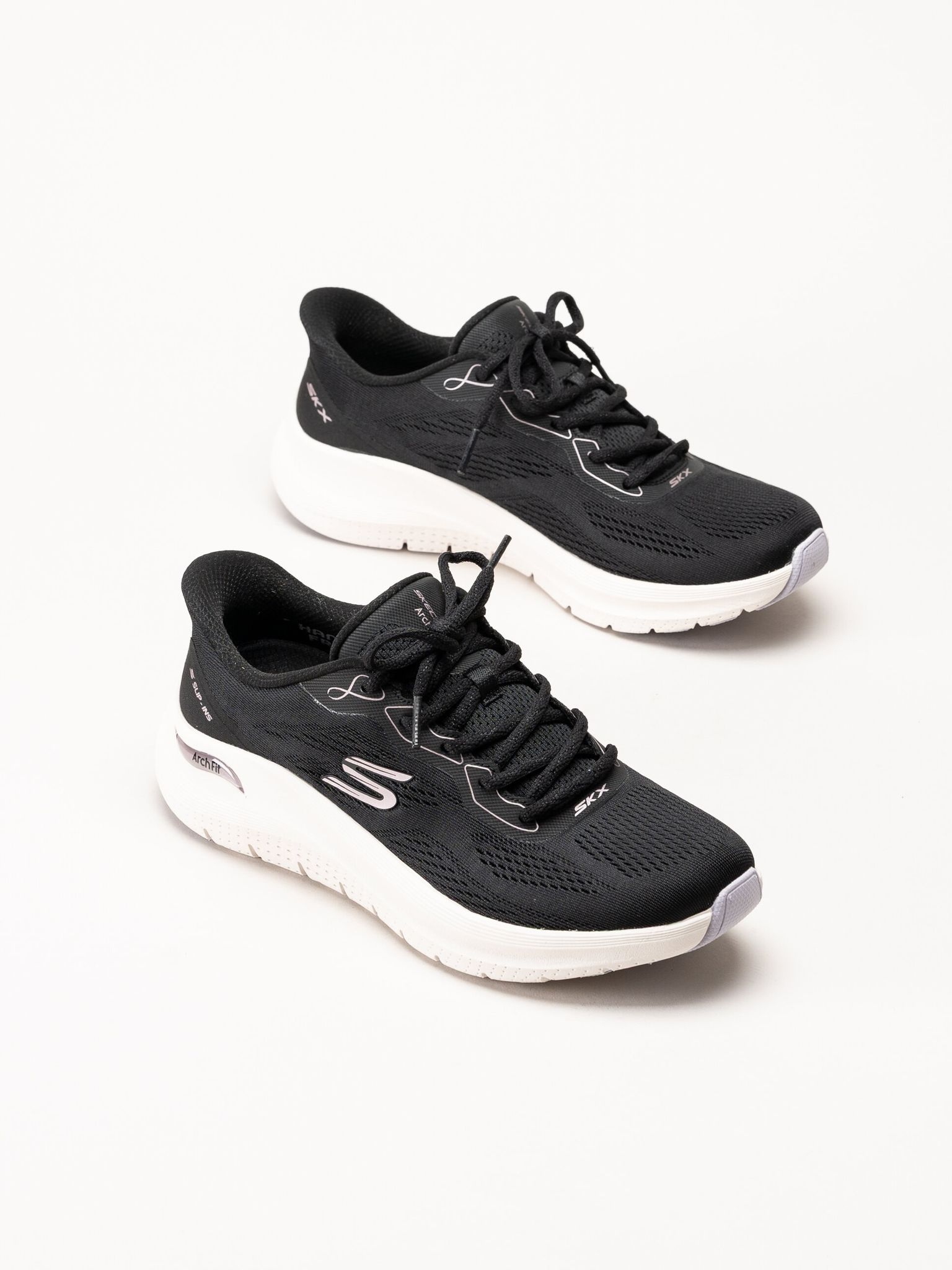 Skechers - Arch Fit 2.0 - Svarta slip-ins sneakers i mesh