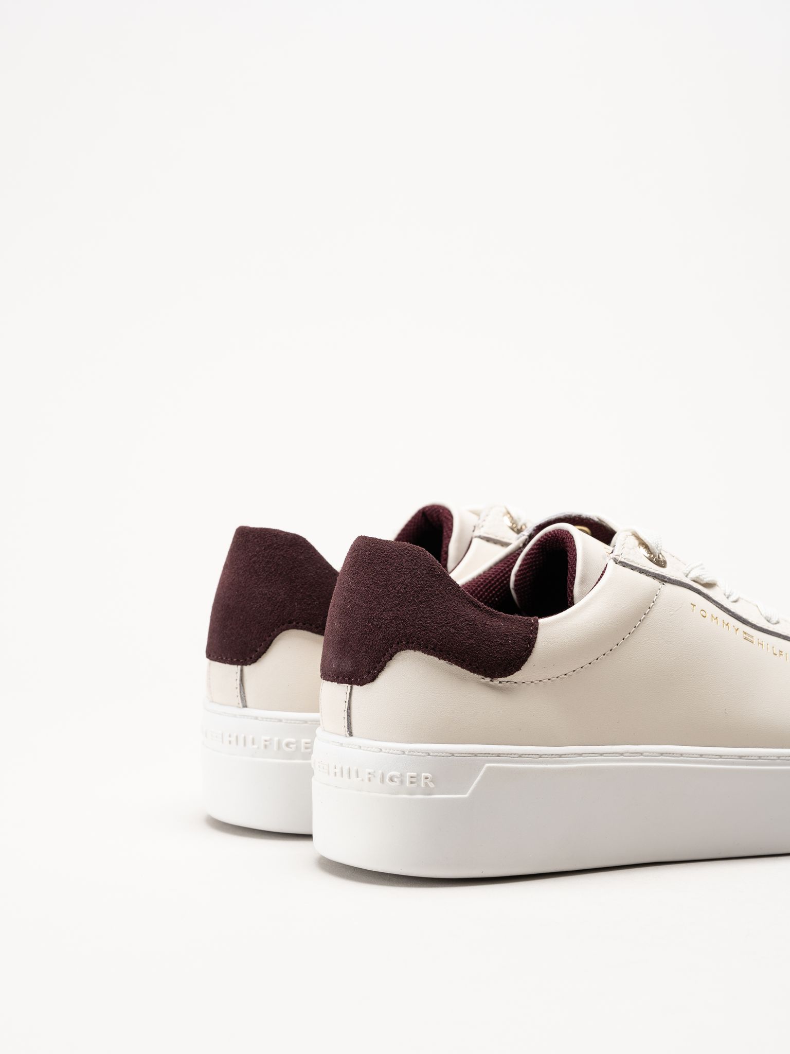 Tommy Hilfiger - Seren Platform 9C - Beige sneakers i skinn