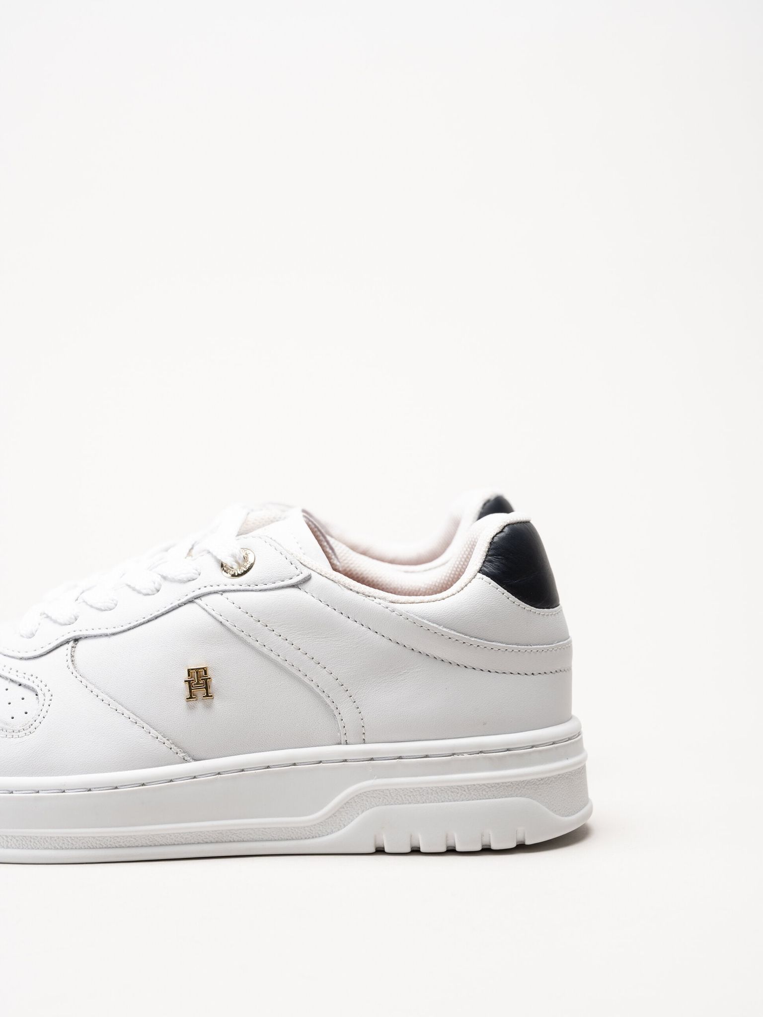 Tommy Hilfiger - TH Sporty Cupsole Corp - Vita sneakers i skinn