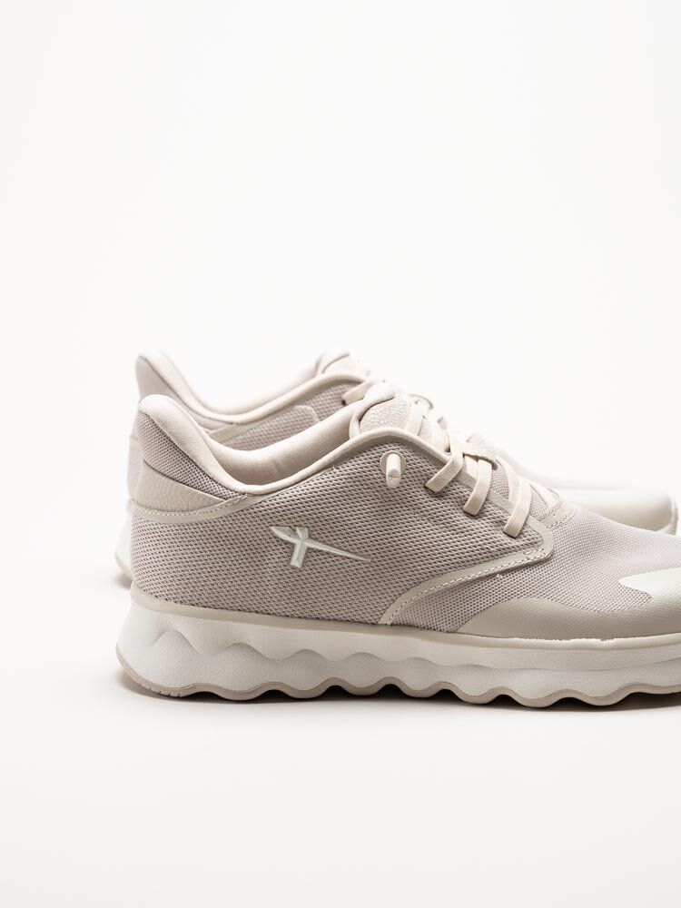 Tamaris - Beige sportiga sneakers i textil
