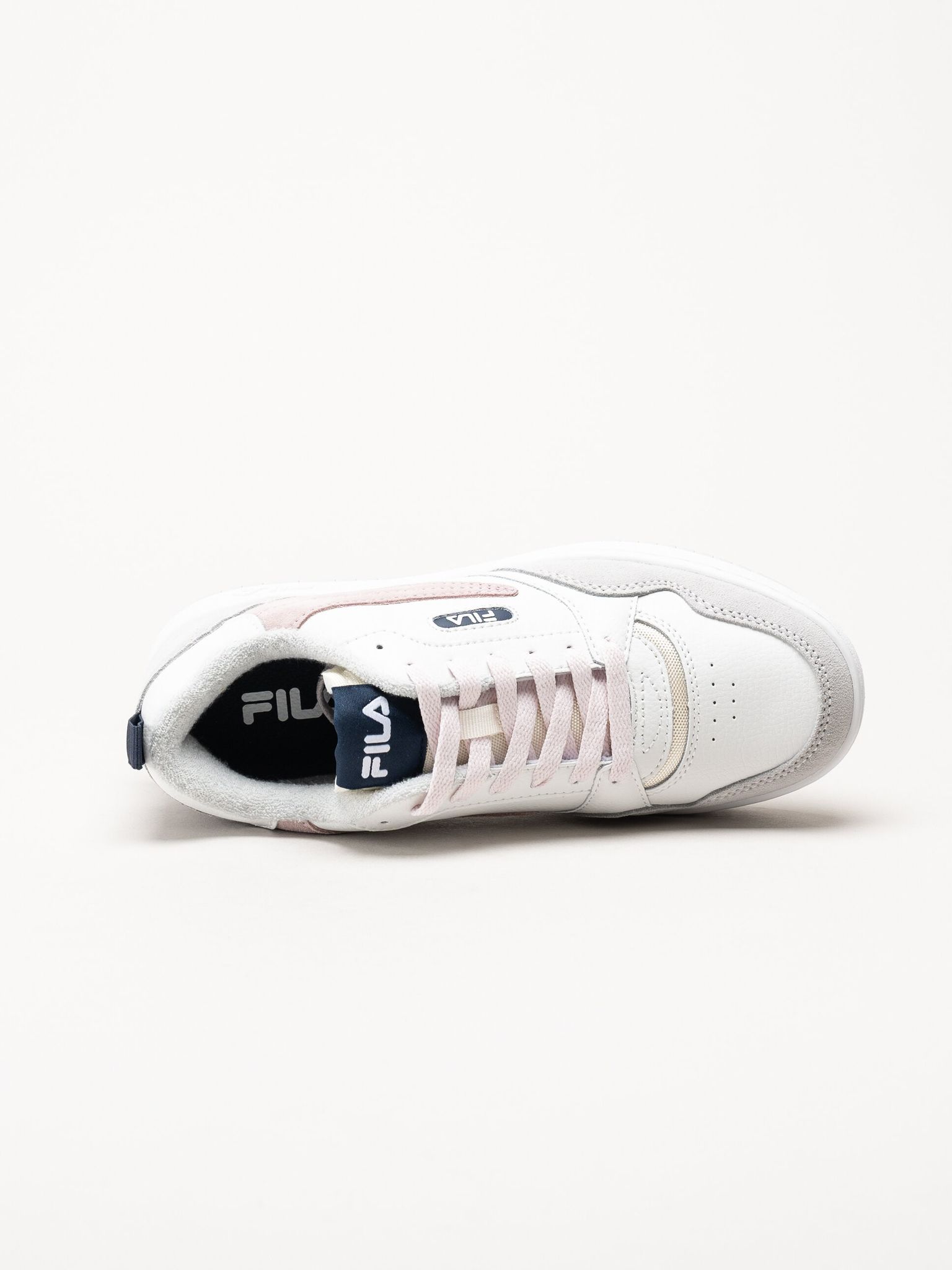 FILA - Riser L - Vita sneakers i skinn och mocka