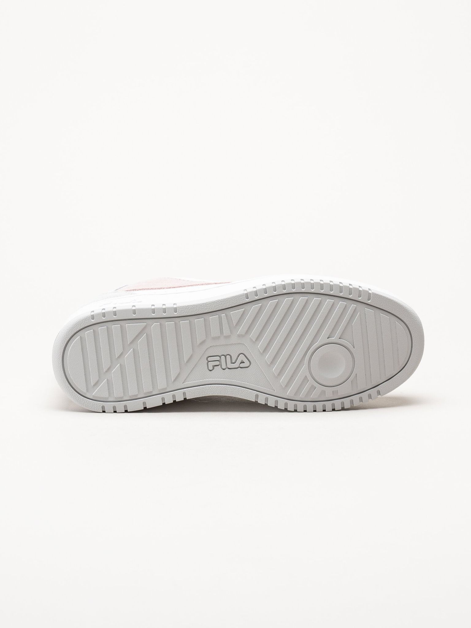 FILA - Riser L - Vita sneakers i skinn och mocka