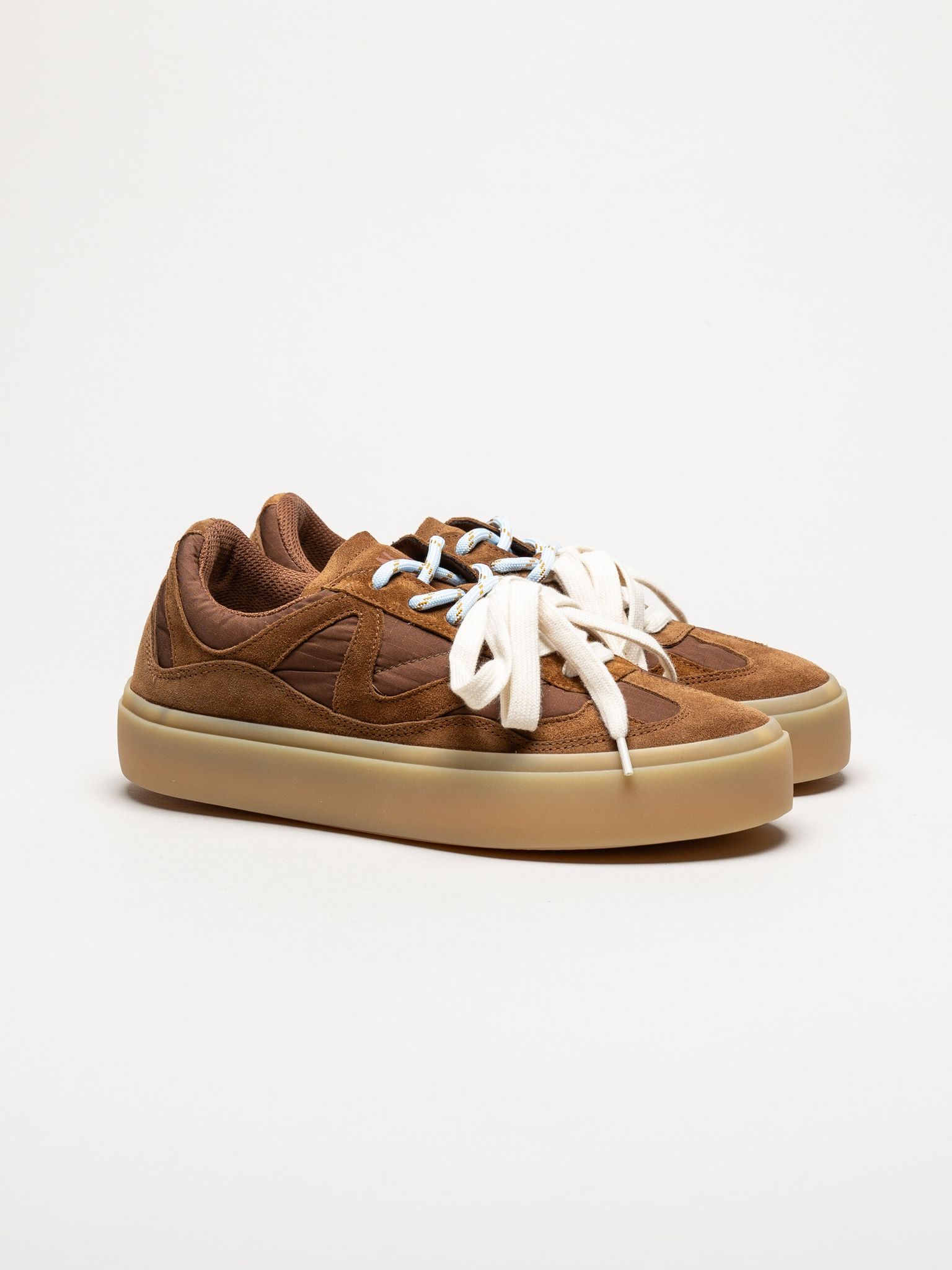 Inuikii - Lynn - Bruna sneakers i mocka