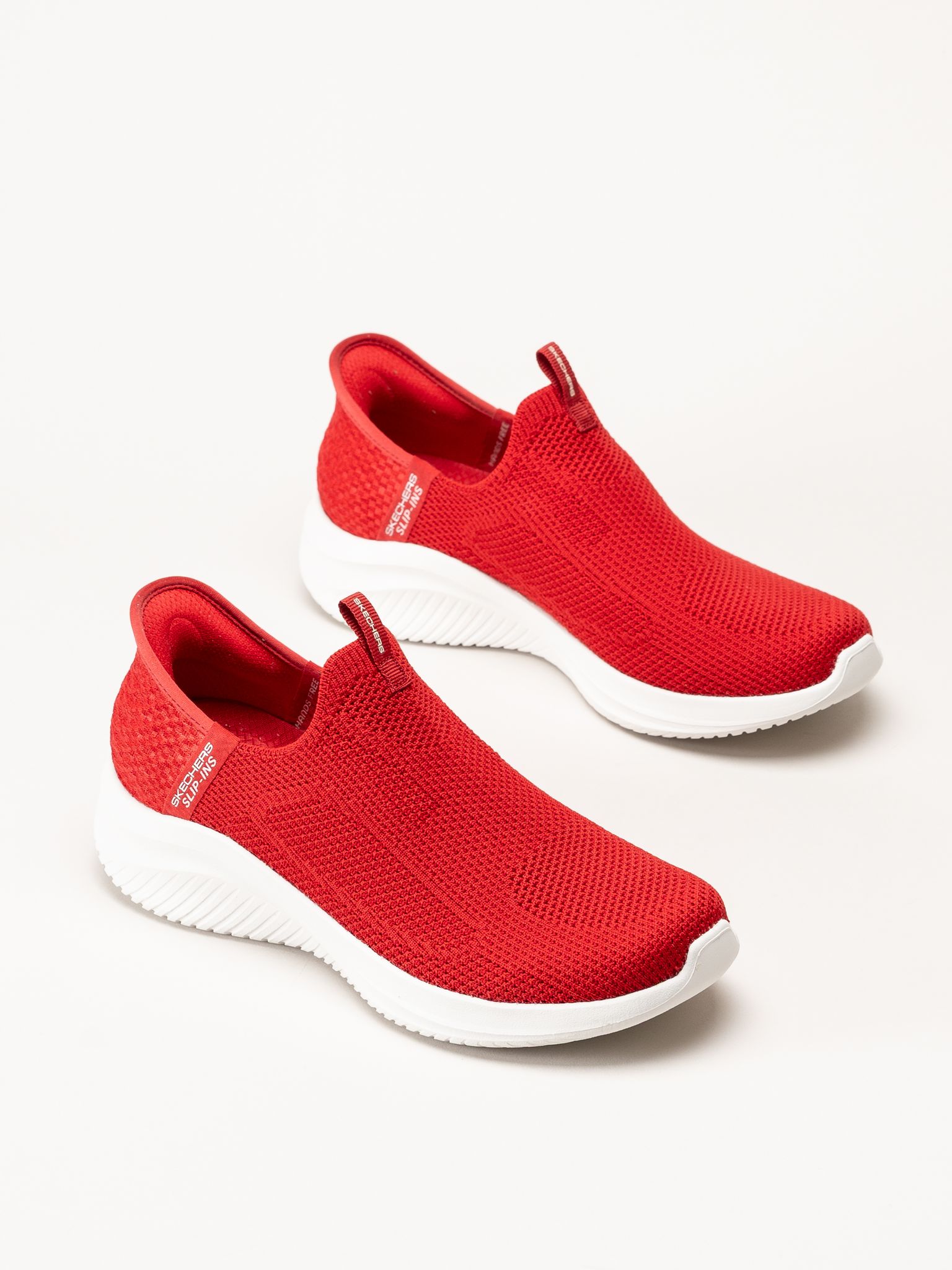 Skechers - Ultra Flex 3.0 - Röda slip-ins sneakers