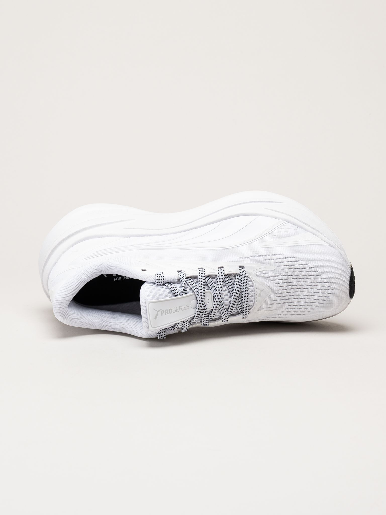 Puma - Maxima Pro - Vita sneakers i textil