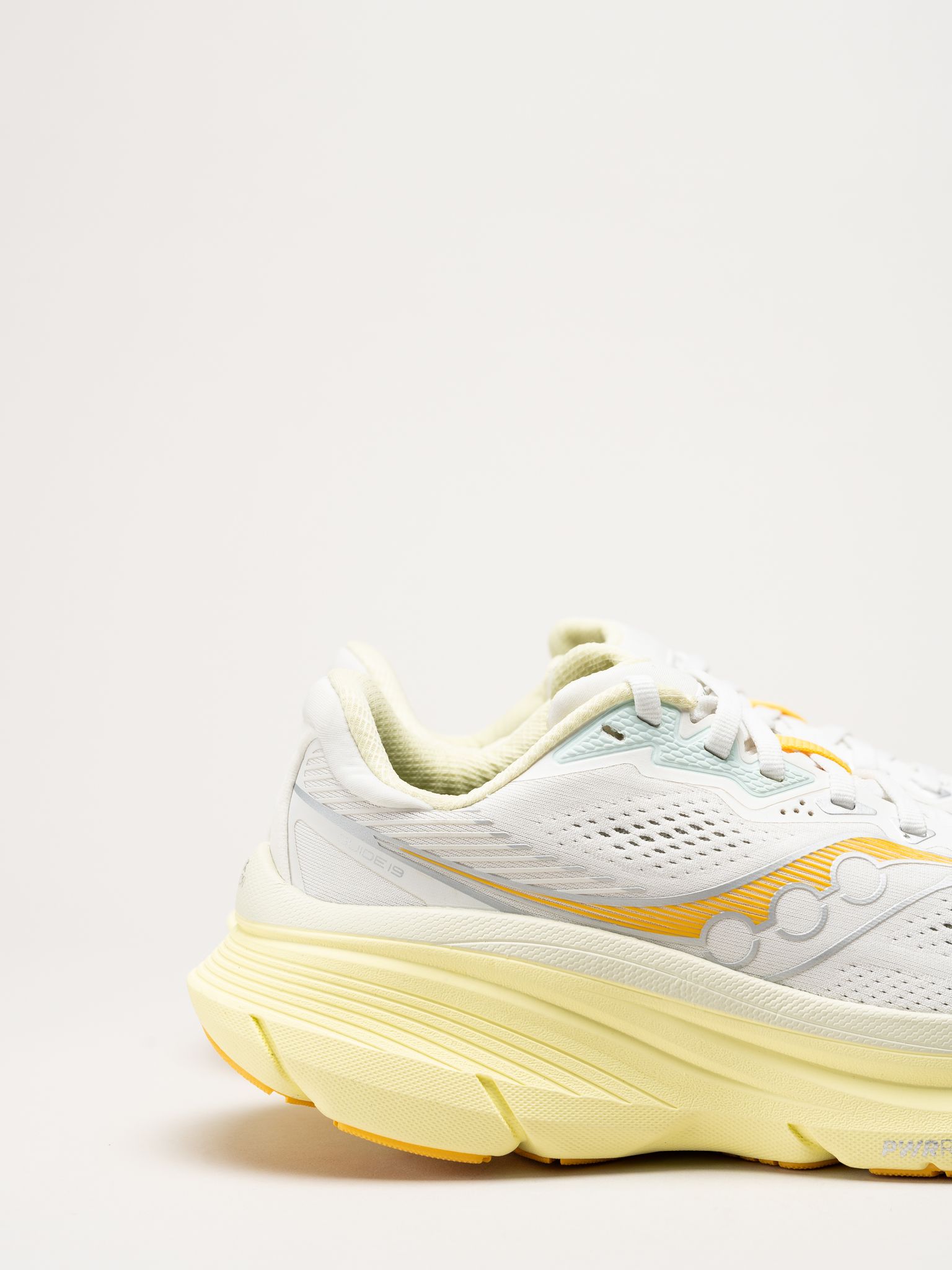 Saucony Original - Guide 19 - Vita sneakers i textil