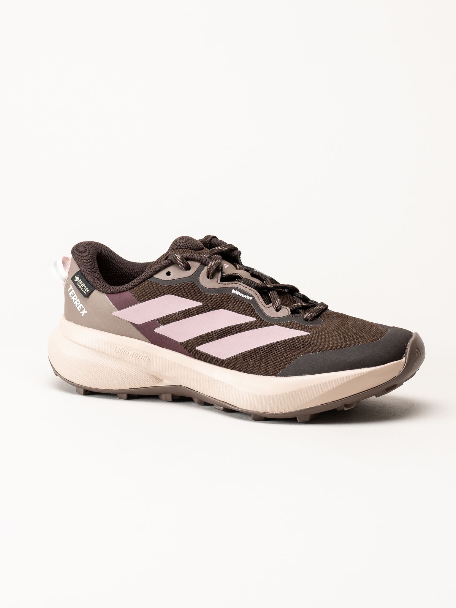 Adidas - Terrex Tracefinder Plus - Mörkbruna sneakers