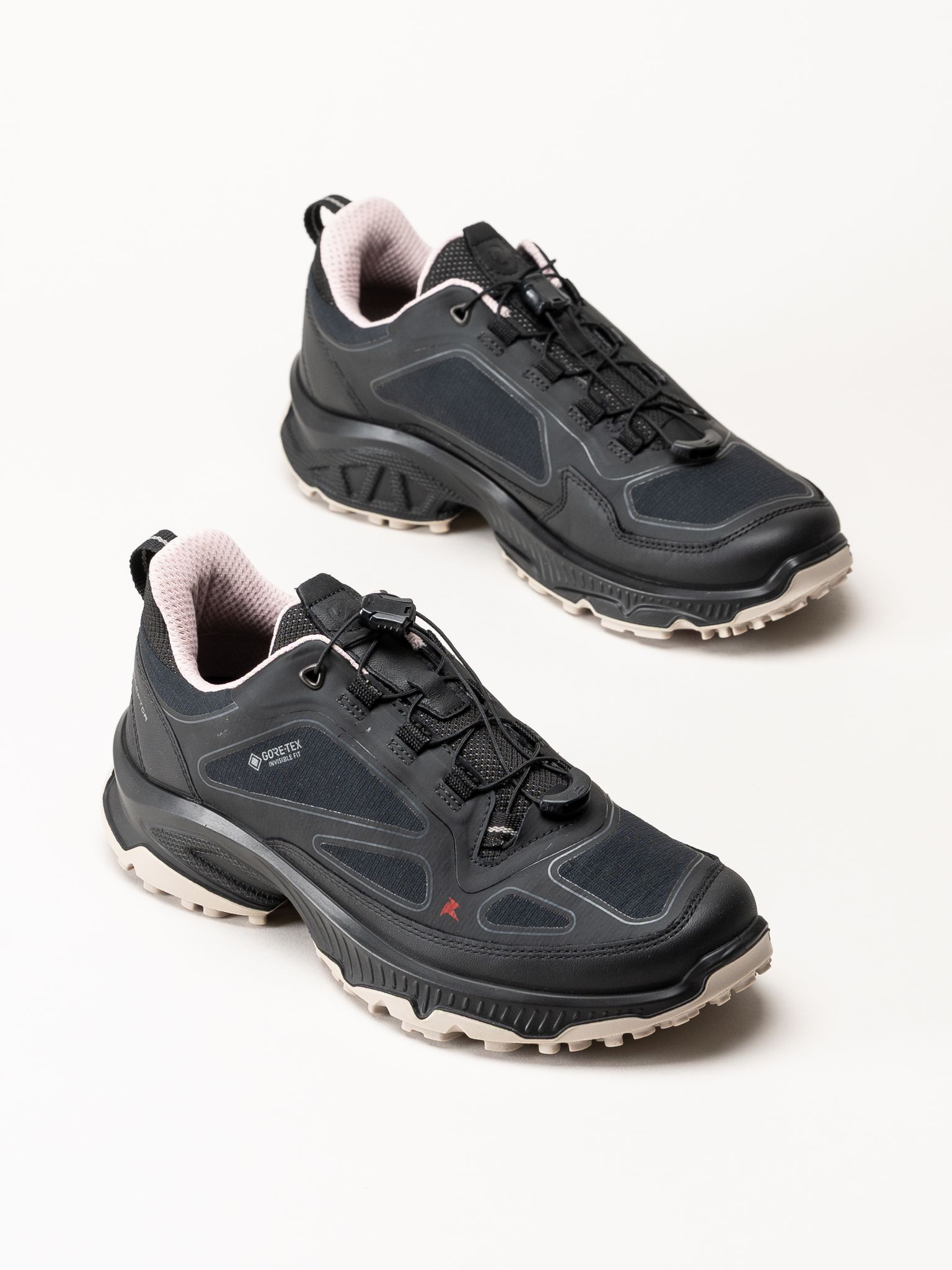 Ecco - Receptor XP - Svarta sneakers