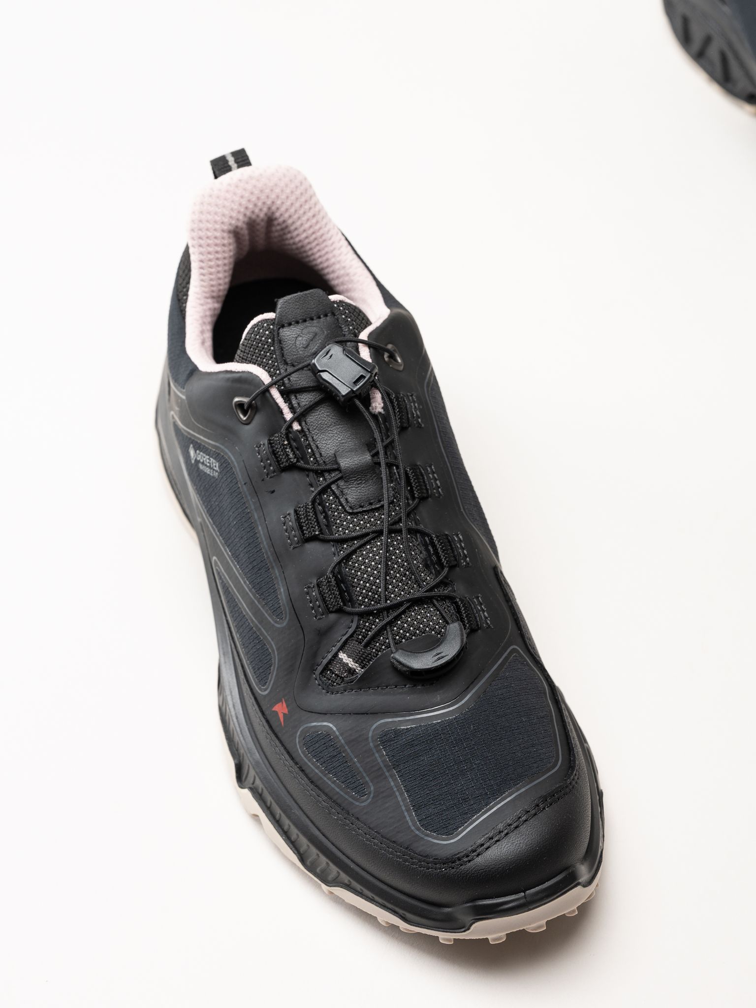 Ecco - Receptor XP - Svarta sneakers
