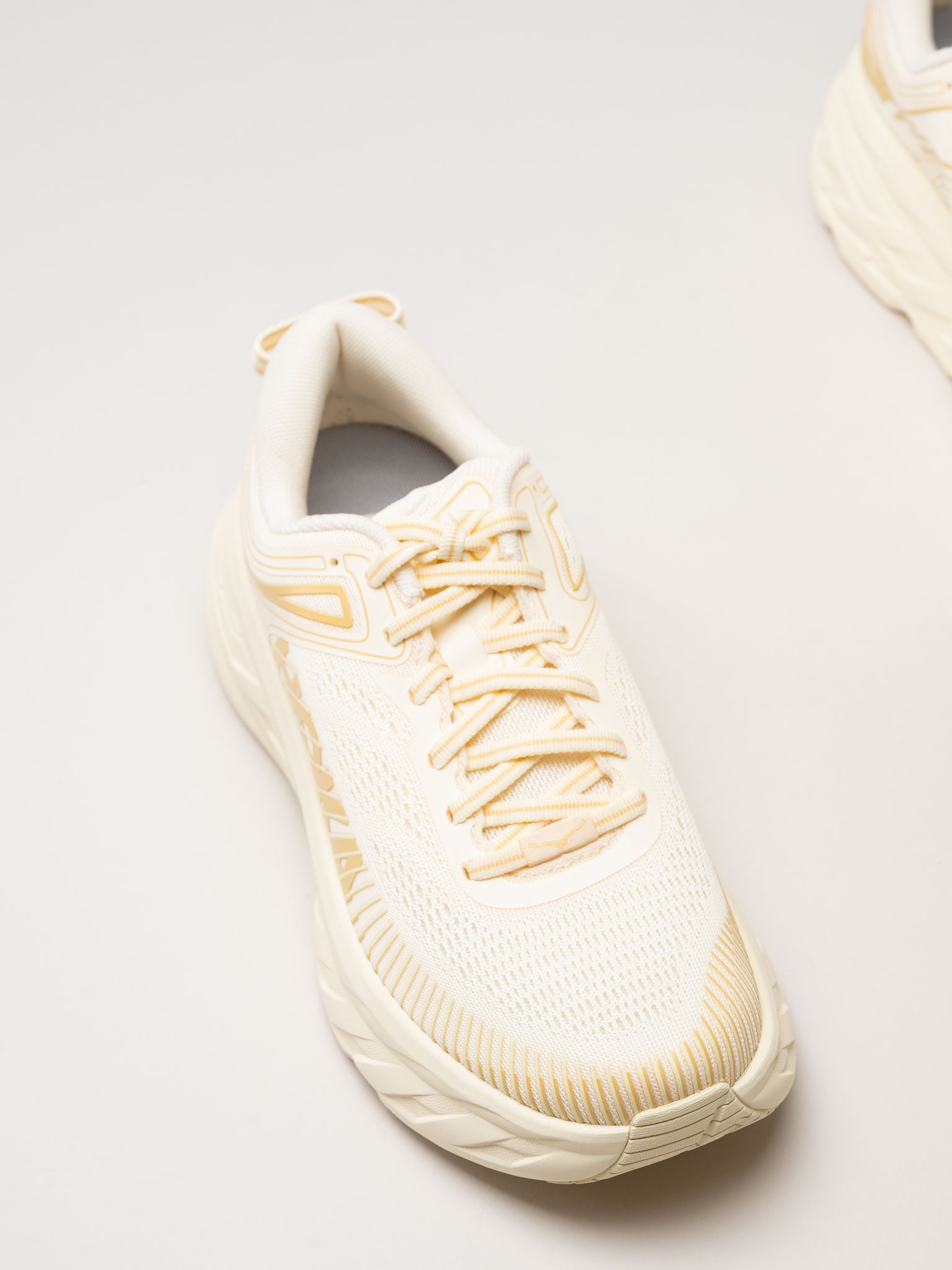 HOKA - Bondi 7 - Gula sportskor
