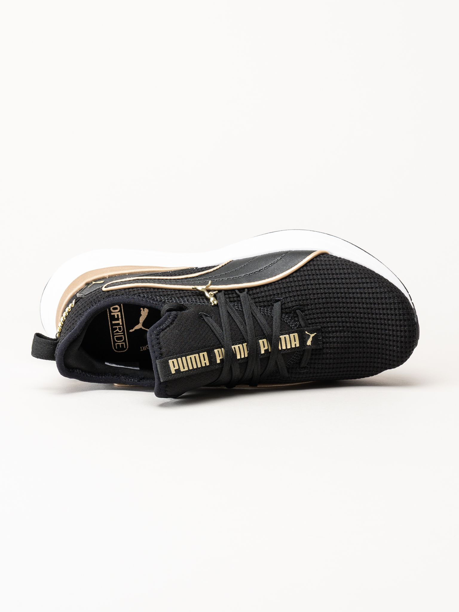 Puma - Softride Sabrina - Svarta sneakers