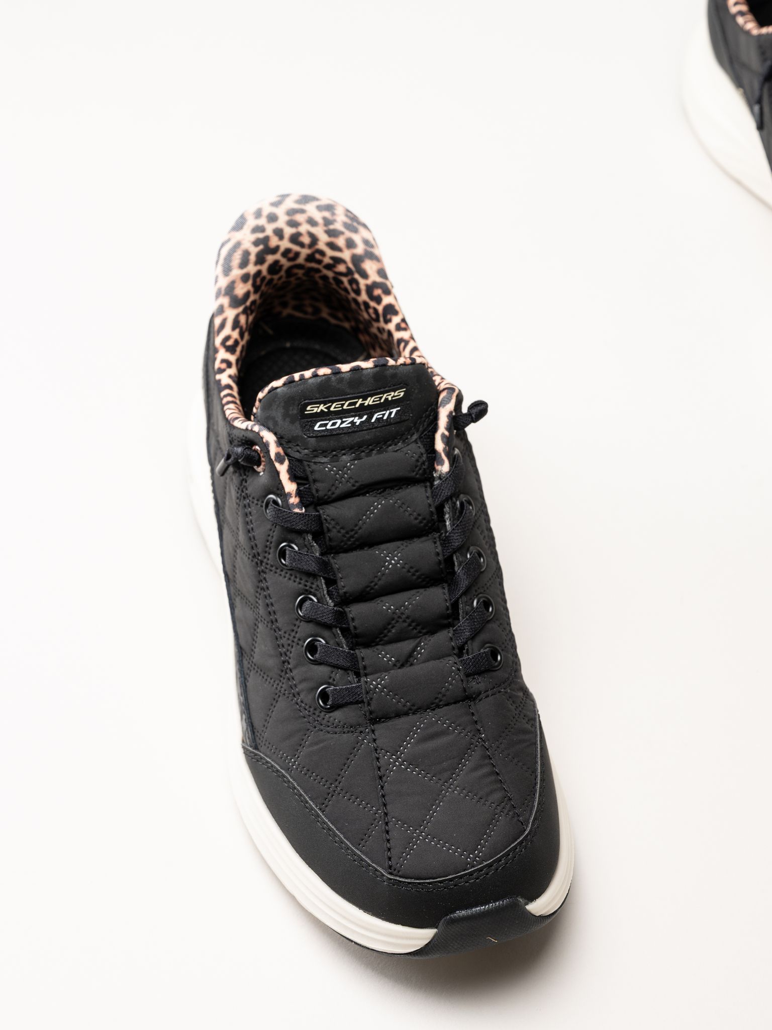 Skechers - Contour Foam - Cozy - Svarta sneakers