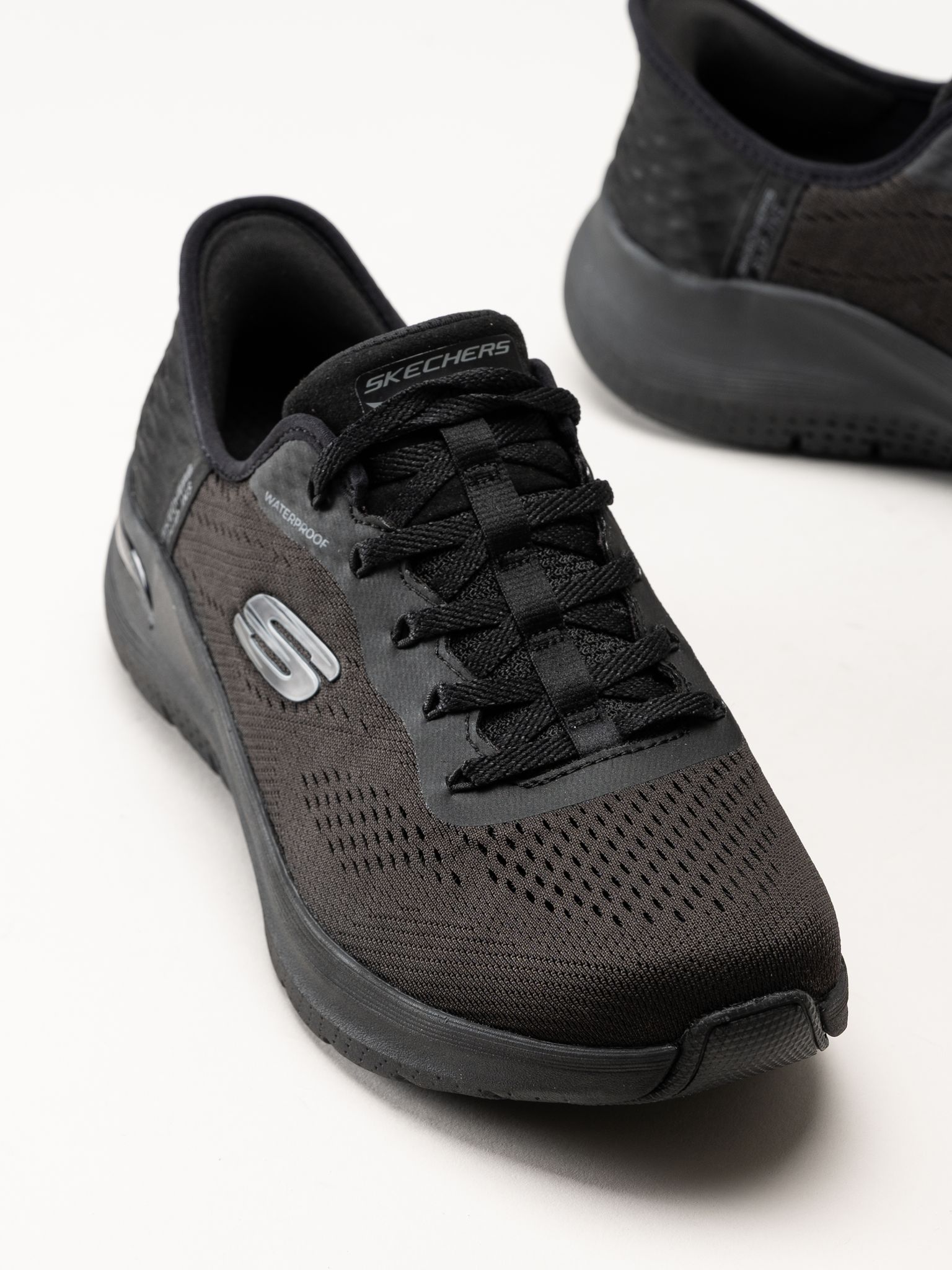 Skechers - Arch Fit 2.0 - Svarta sneakers