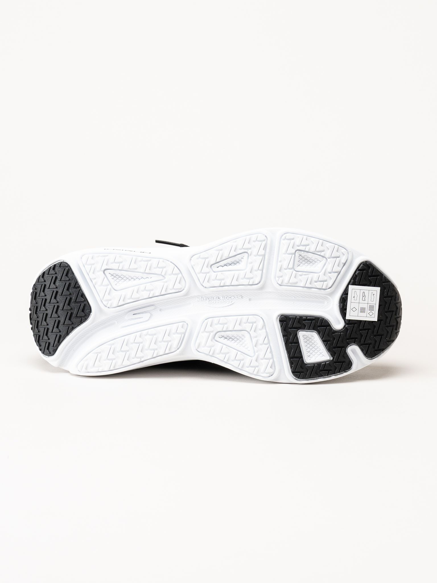 Skechers - Max Cushioning - Svarta slip in sneakers