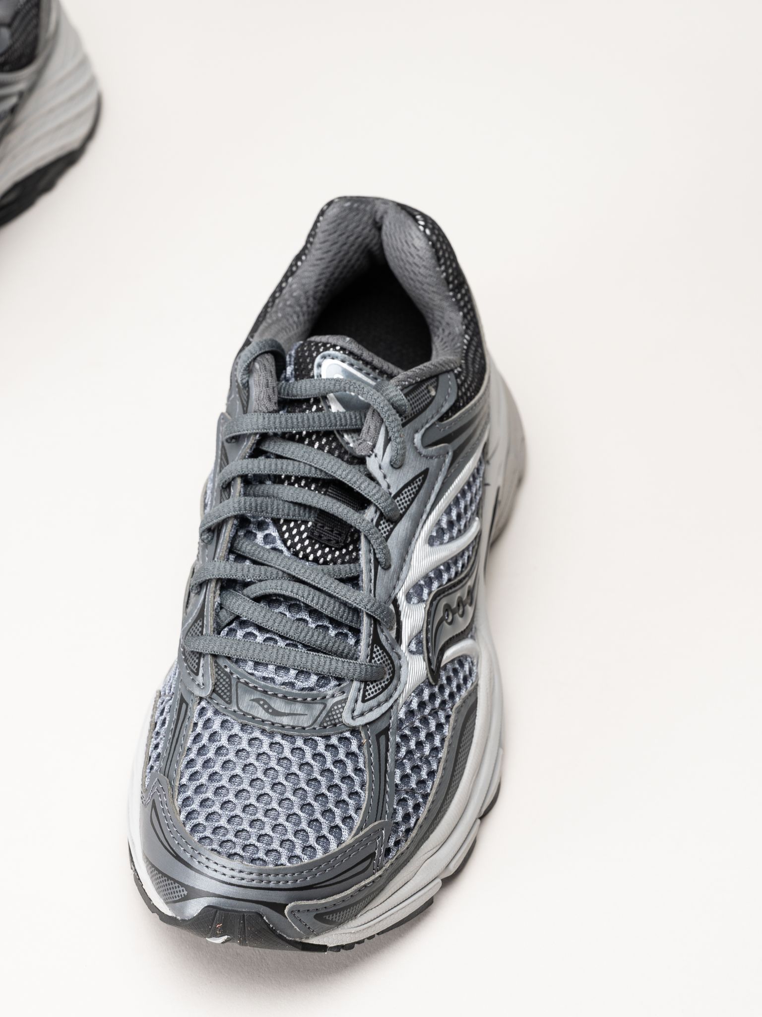 Saucony - Progrid Omni 9 - Grå sneakers