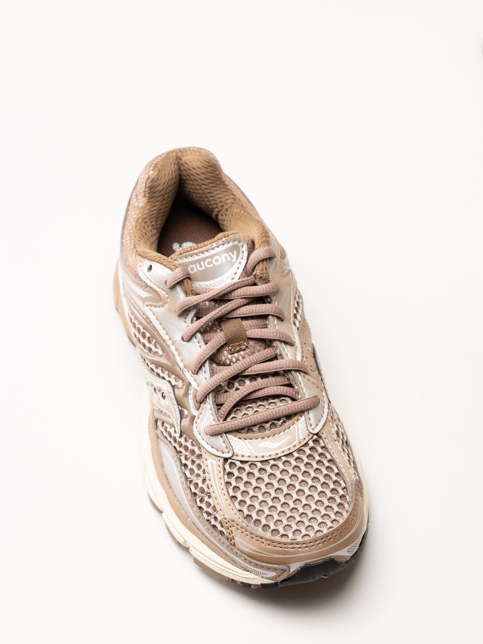 Saucony - Progrid Omni 9 - Ljusbruna sneakers