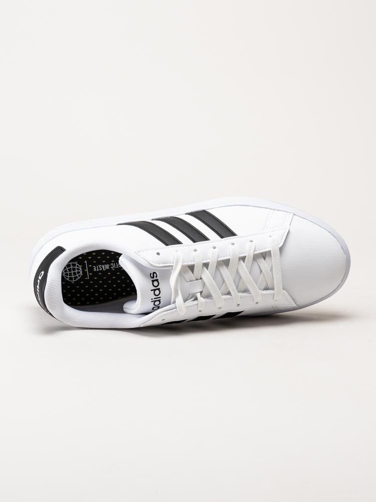 Adidas - Grand Court 2.0 - Vita sneakers i skinnimitation